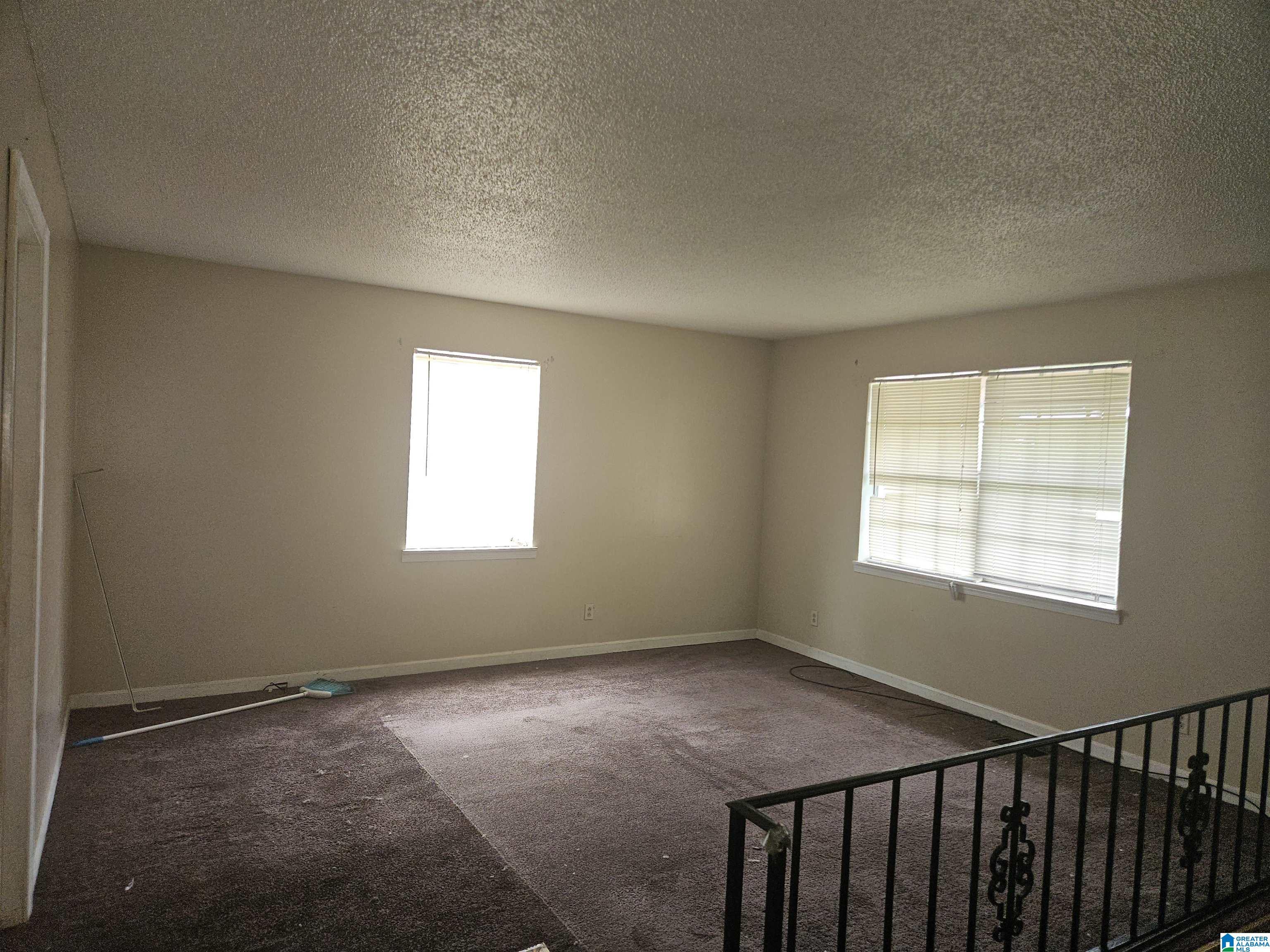 Photo 2 of Sale Pending at 3012 Border St, Birmingham, AL 35208 | MLS# 21457589 | Listing updated on 2026-09-16