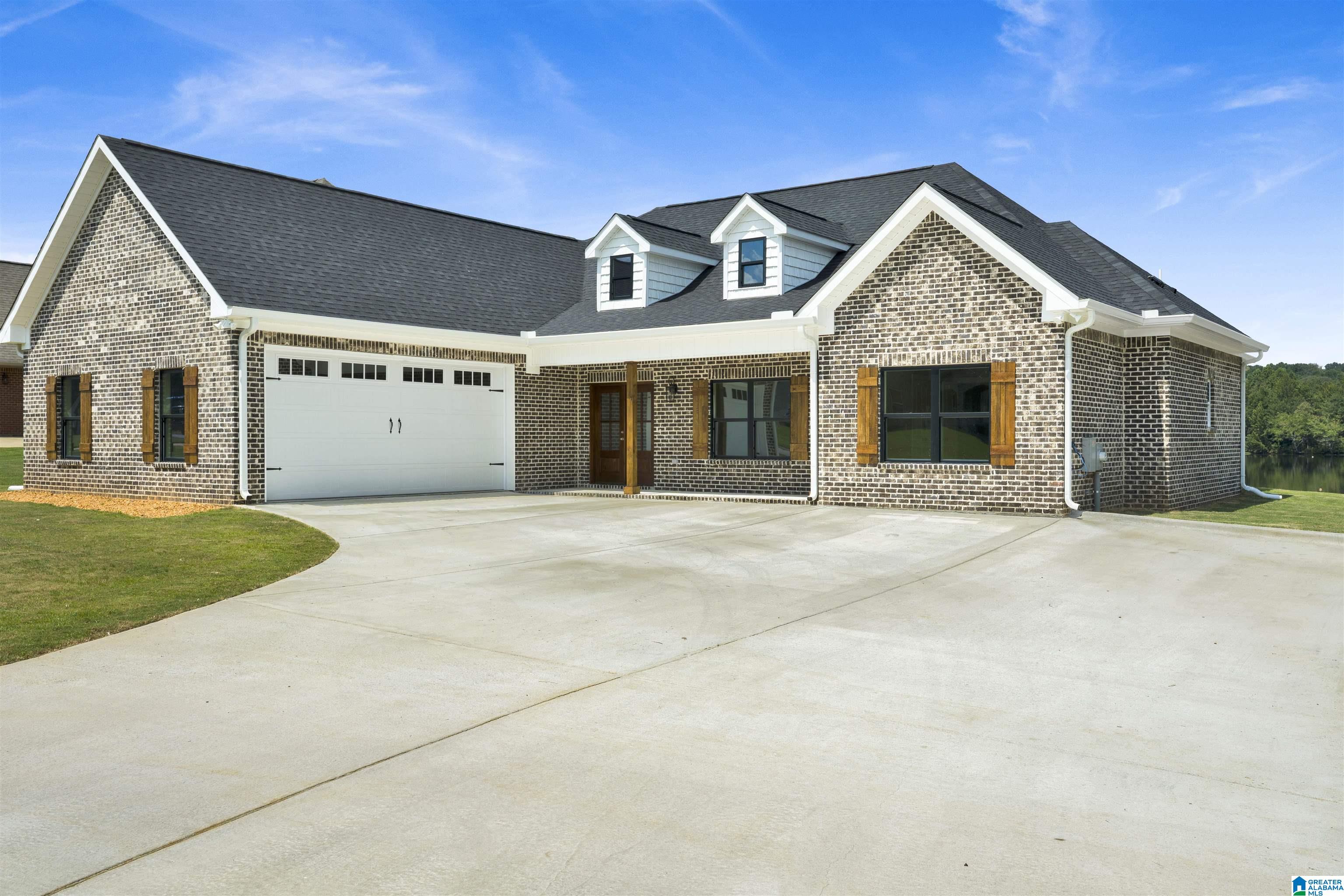 Photo 2 of Single family home for sale at 207 Berties Pl, Odenville, AL 35120 | MLS# 21457617 | Listing updated on 2026-09-09