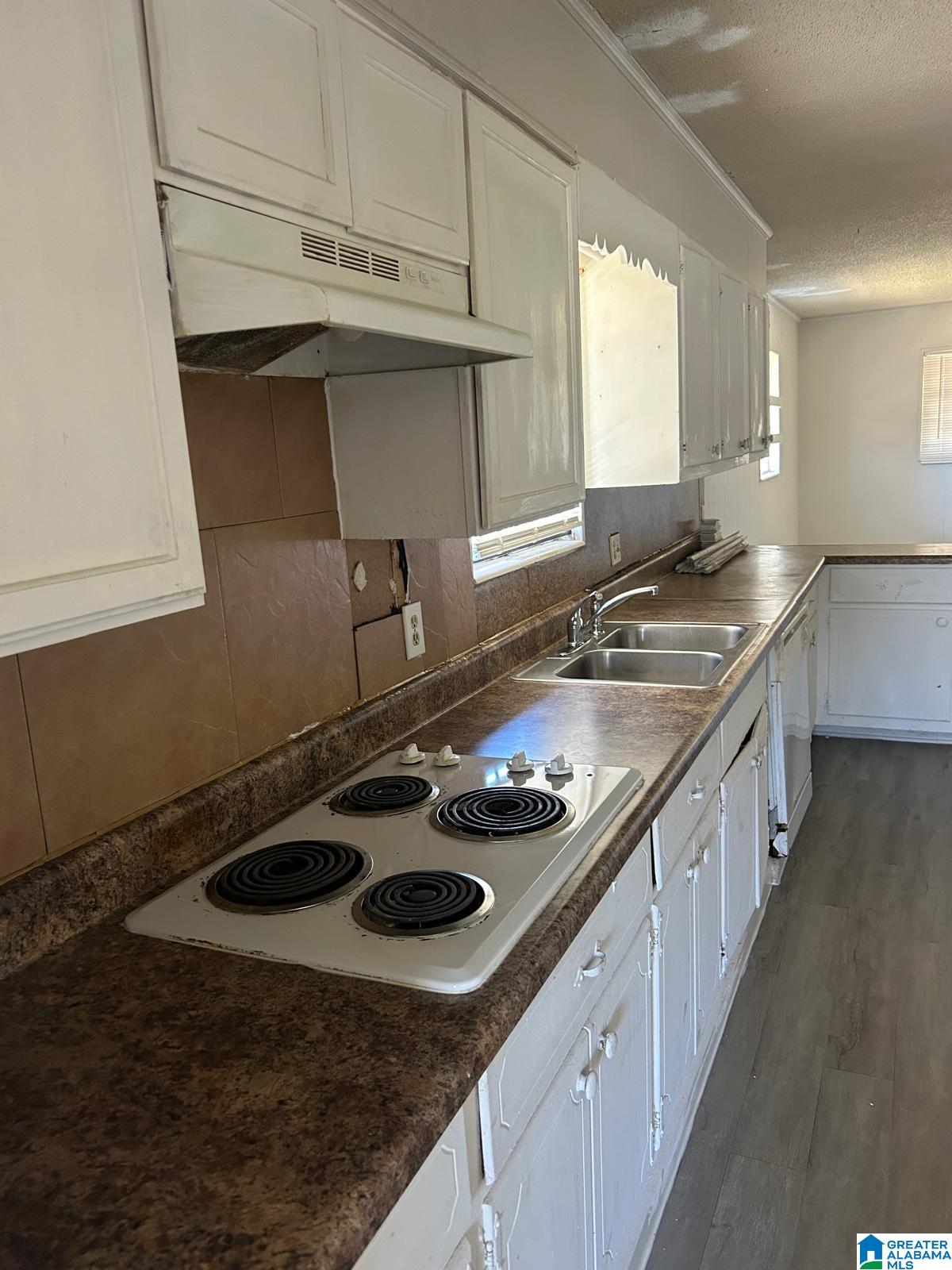 Photo 2 of Sale Pending at 3110 Patton Ct, Bessemer, AL 35020 | MLS# 21457624 | Listing updated on 2026-09-10