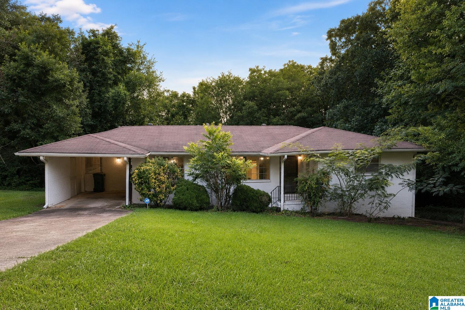 1st image of 2226 2nd Pl Nw, Center Point, AL 35215 | MLS# 21457663