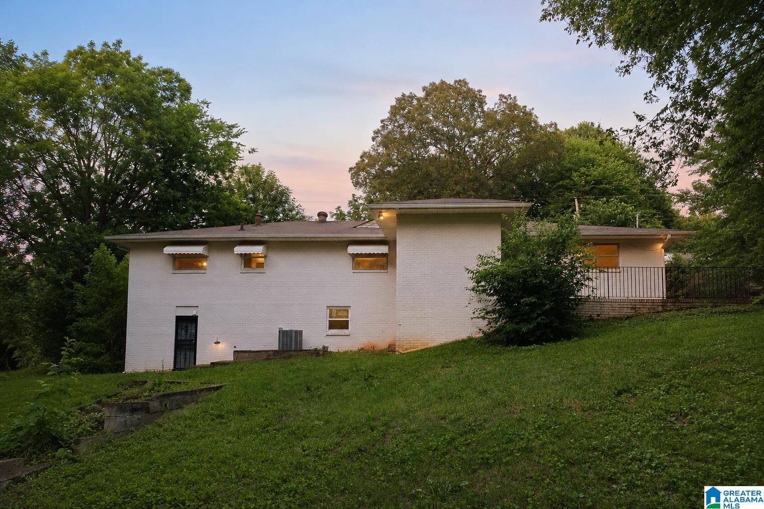 17th image of 2226 2nd Pl Nw, Center Point, AL 35215 | MLS# 21457663