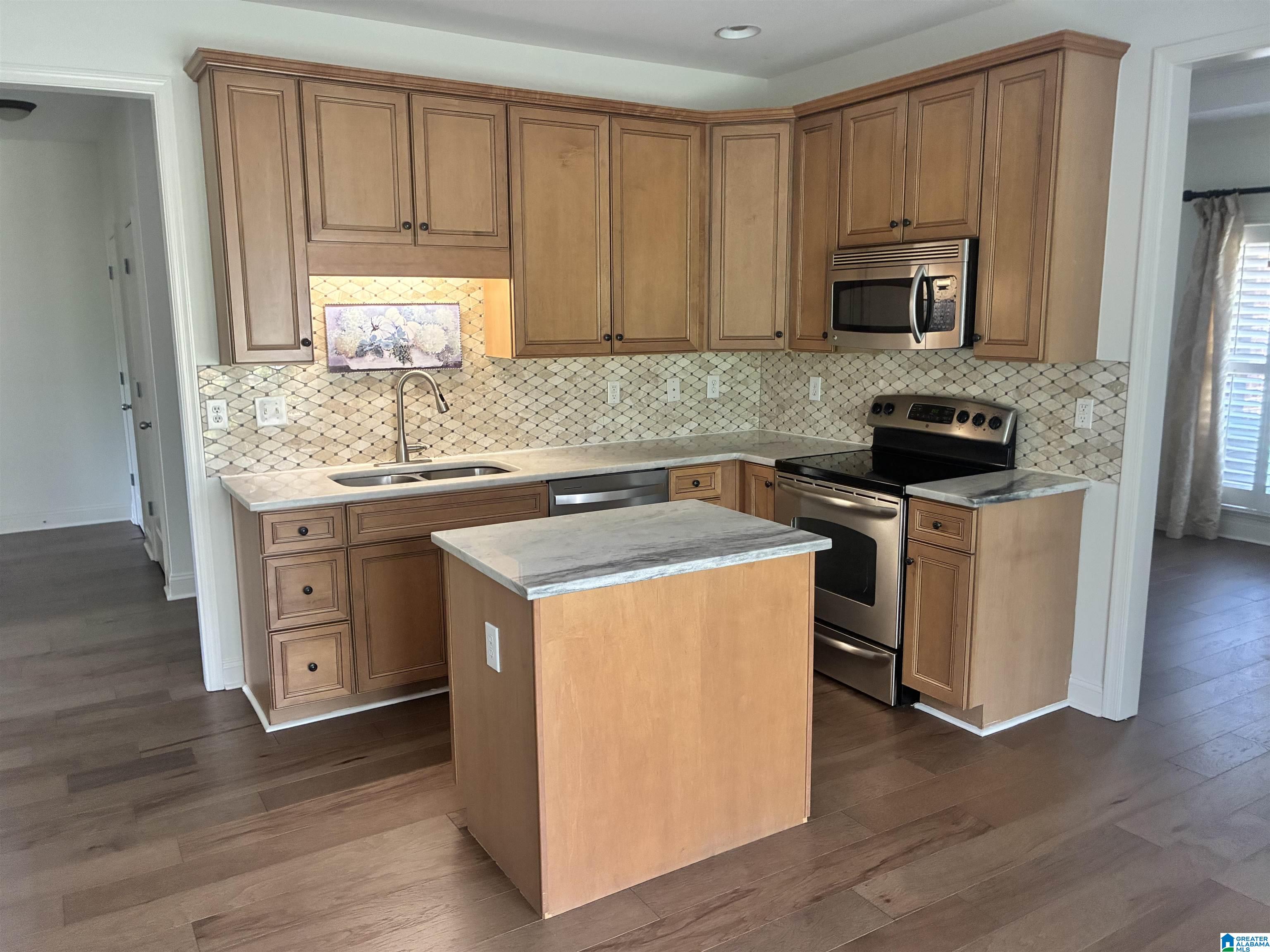 2nd image of 6181 Bent Brook Dr, Bessemer, AL 35022 | MLS# 21457695