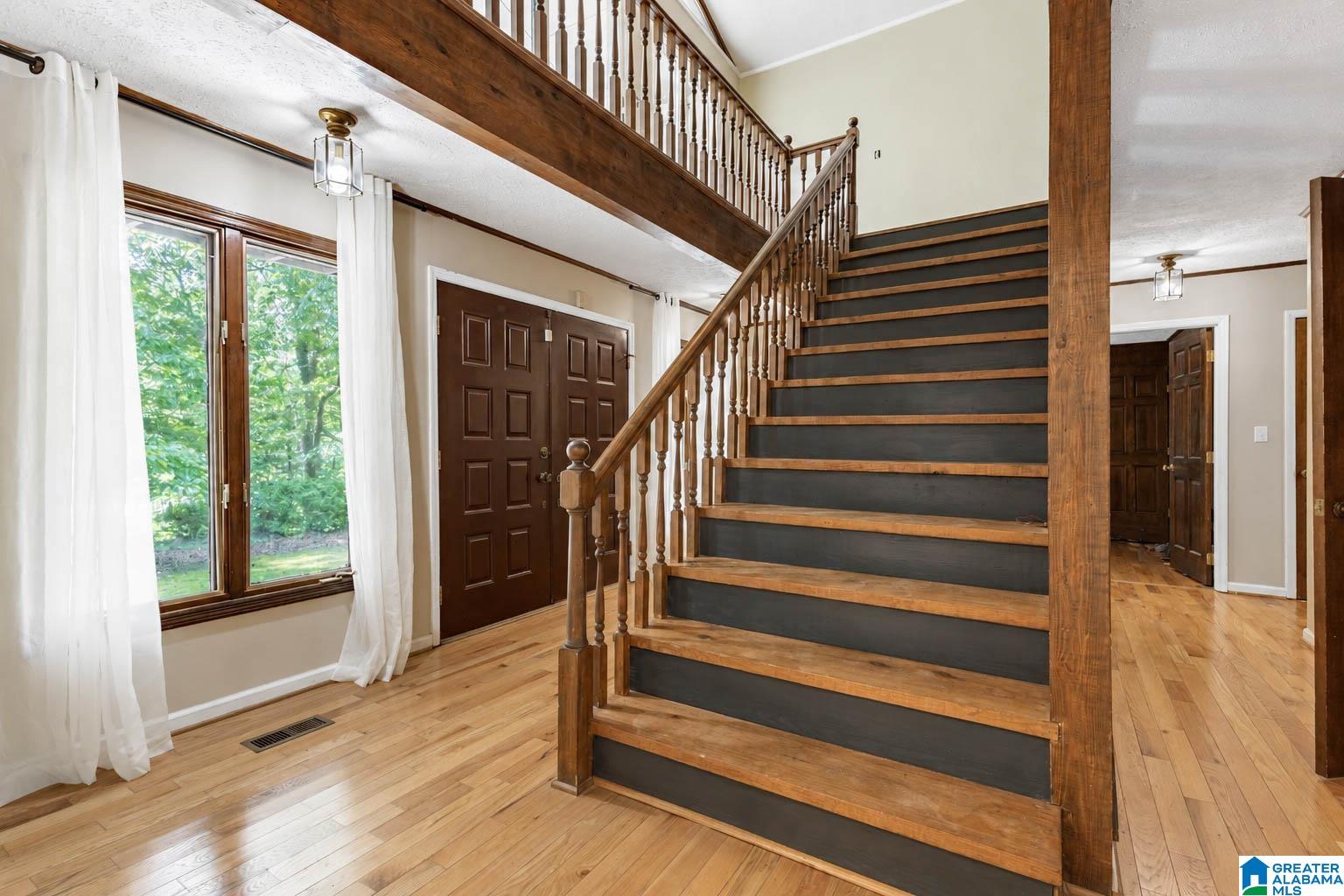 106 Anna Ridge Drive