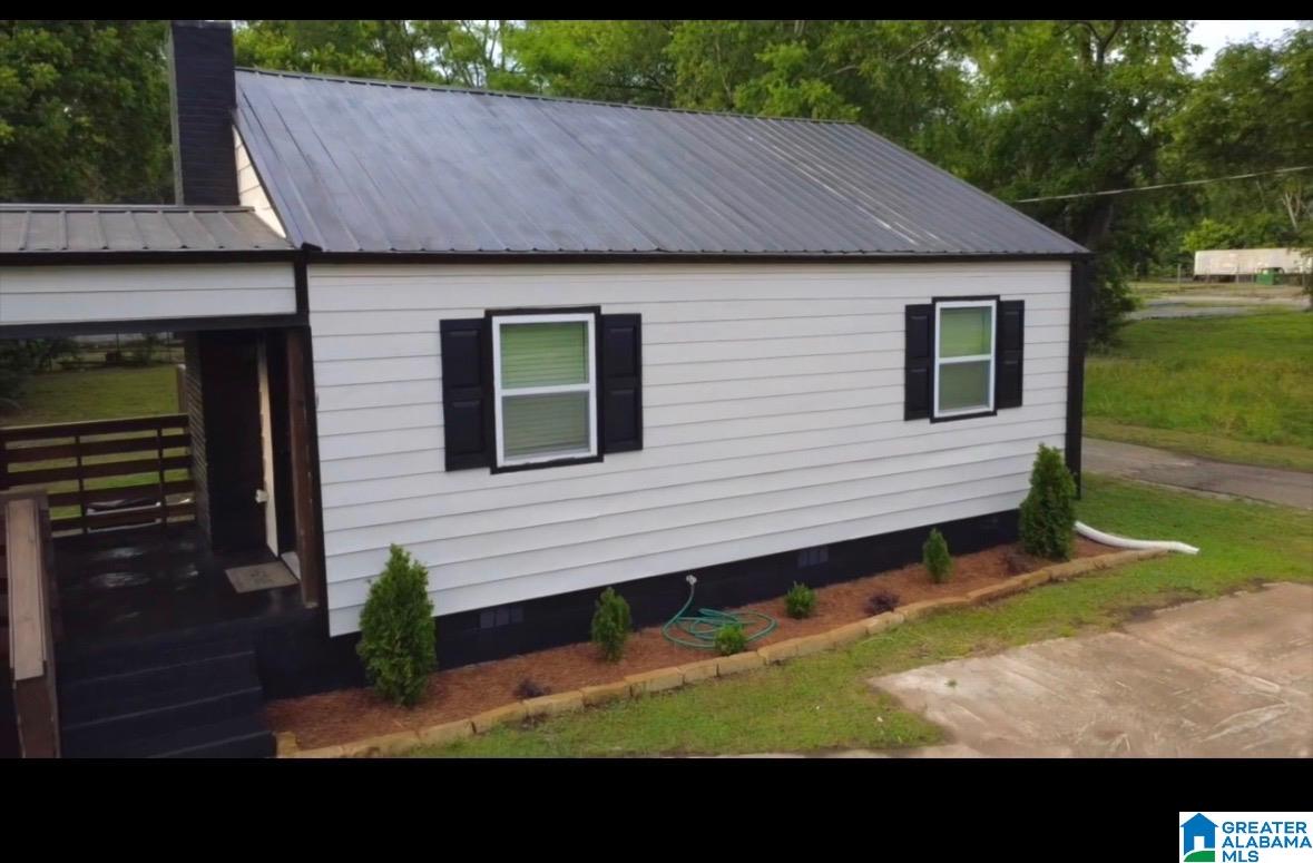 Photo 2 of Single family home for sale at 4228 8th Avenue N, Birmingham, AL 35212 | MLS# 21457714 | Listing updated on 2026-07-12