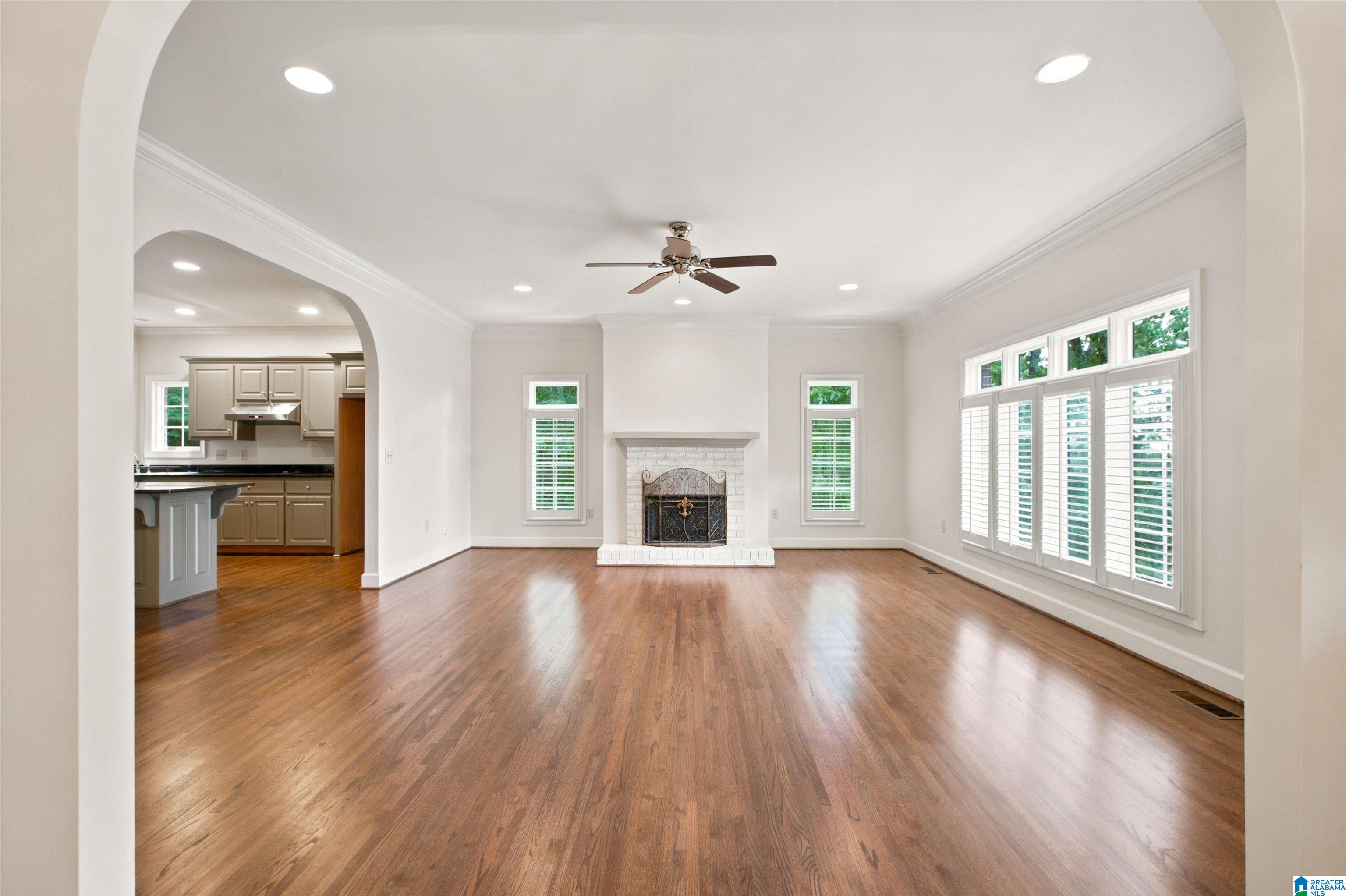Photo 2 of Single family home for sale at 911 Velmont Ln, Birmingham, AL 35226 | MLS# 21457750 | Listing updated on 2026-08-30