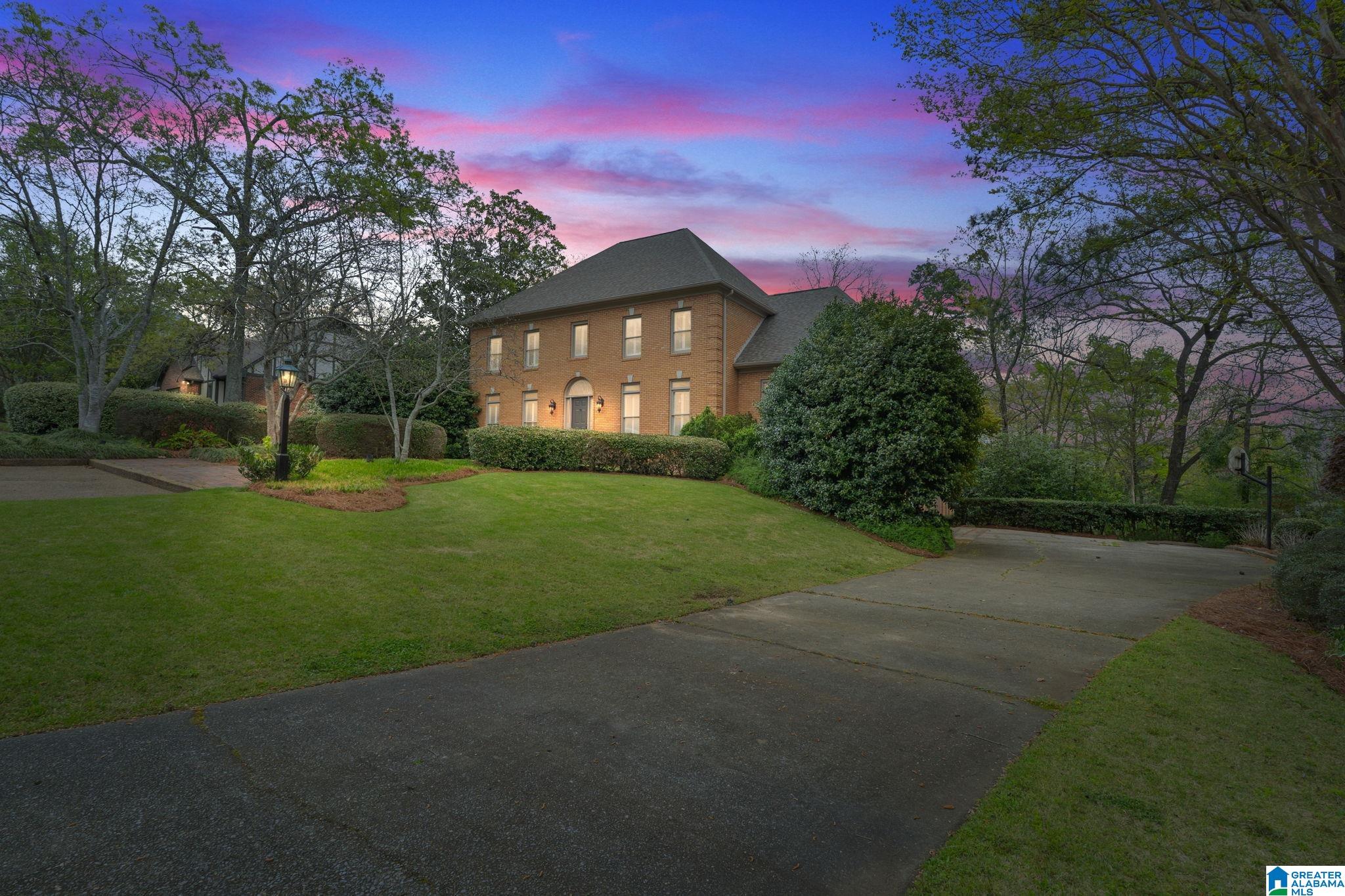 Photo 3 of Sale Pending at 3509 Cold Harbor Ln, Mountain Brook, AL 35223 | MLS# 21457806 | Listing updated on 2026-09-04