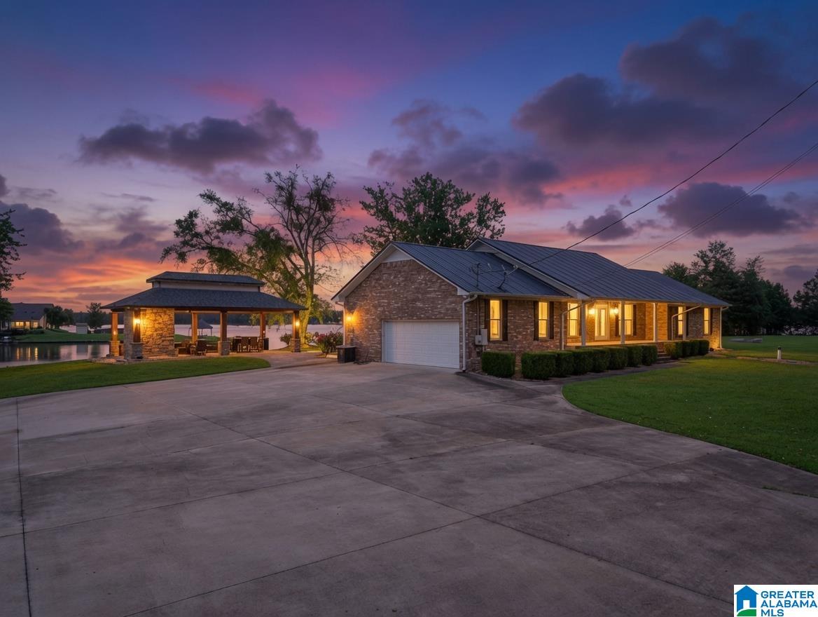 2nd image of 518 Coves Point Dr, Riverside, AL 35135 | MLS# 21457816