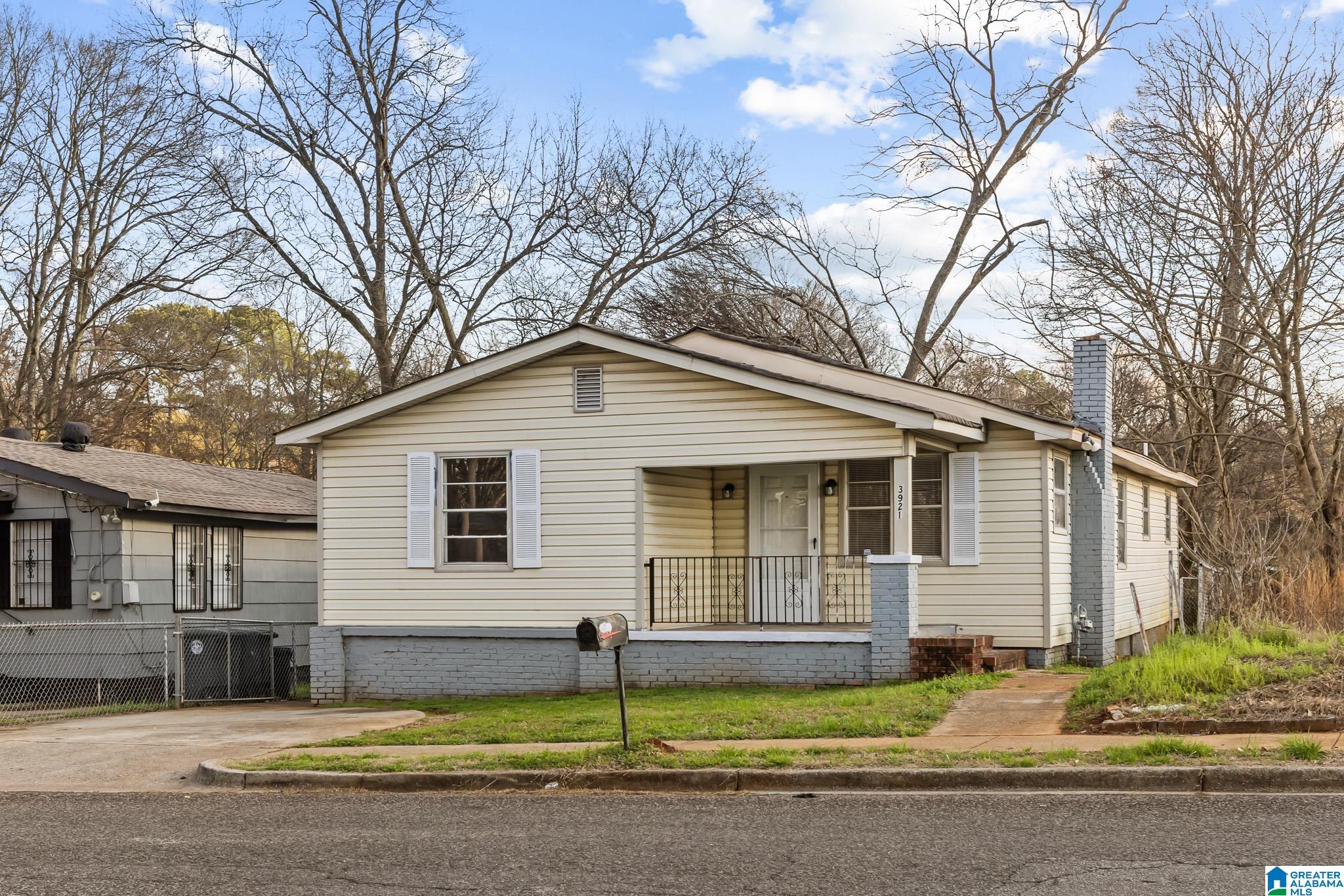 Homes for sale in Birmingham, AL | 3921 Rutledge Avenue, Birmingham, AL 35221 | MLS# 21457854