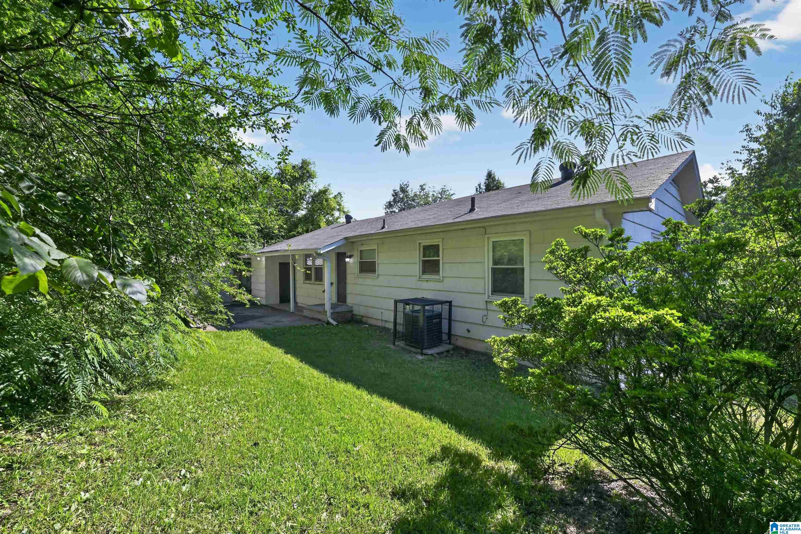 Photo 3 of Sale Pending at 2221 3rd Street NW, Center Point, AL 35215 | MLS# 21457909 | Listing updated on 2026-08-24