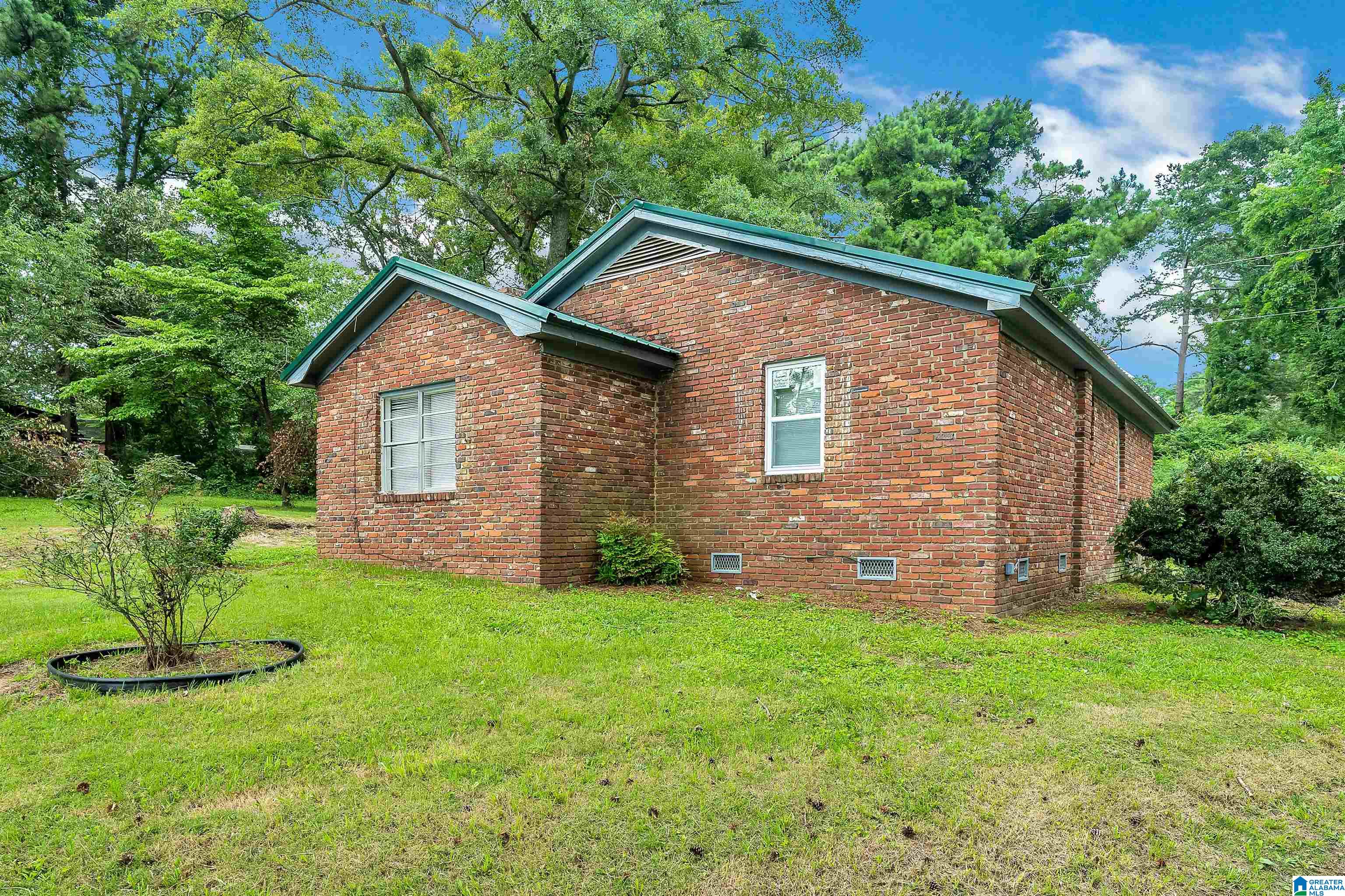3rd image of 7960 Hwy 21 S, Sylacauga, AL 35151 | MLS# 21457924