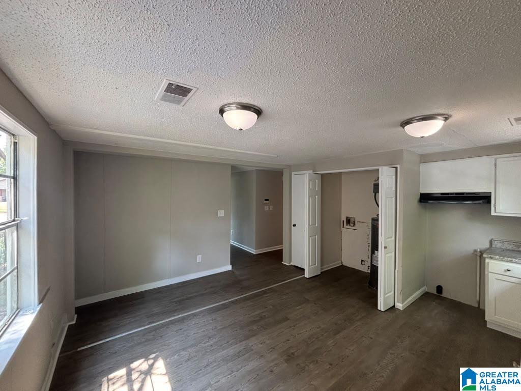 Photo 2 of Single family home for sale at 2513 Ave I, Birmingham, AL 35218 | MLS# 21457942 | Listing updated on 2026-09-18