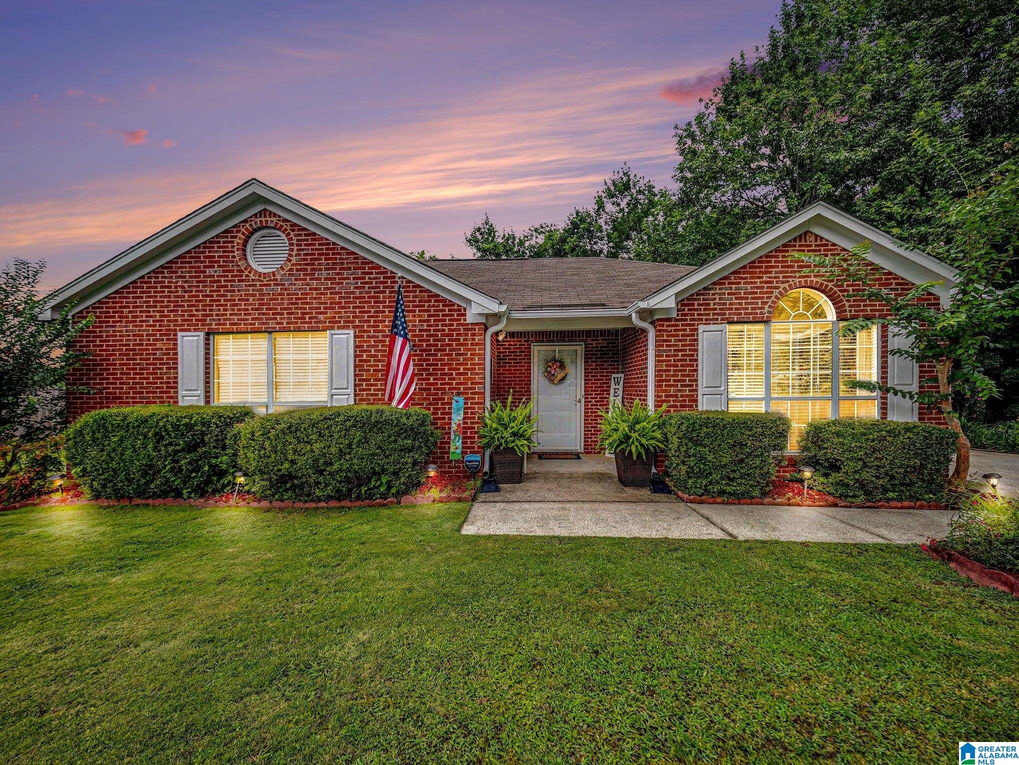 Photo 3 of Single family home for sale at 4604 Lakes Edge Cvs, Pinson, AL 35126 | MLS# 21457978 | Listing updated on 2026-09-08