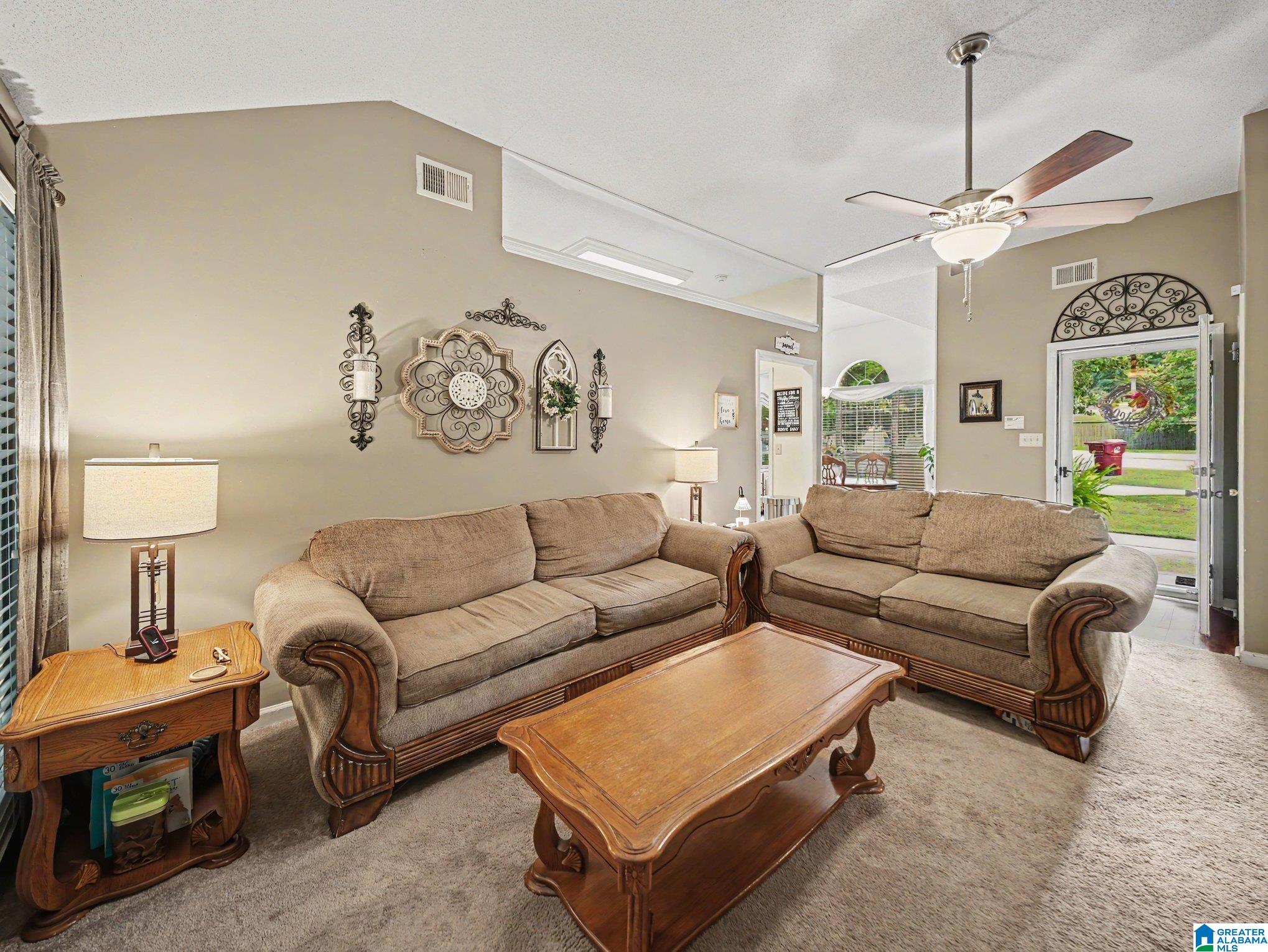 5th image of 4604 Lakes Edge Cove, Pinson, AL 35126 | MLS# 21457978