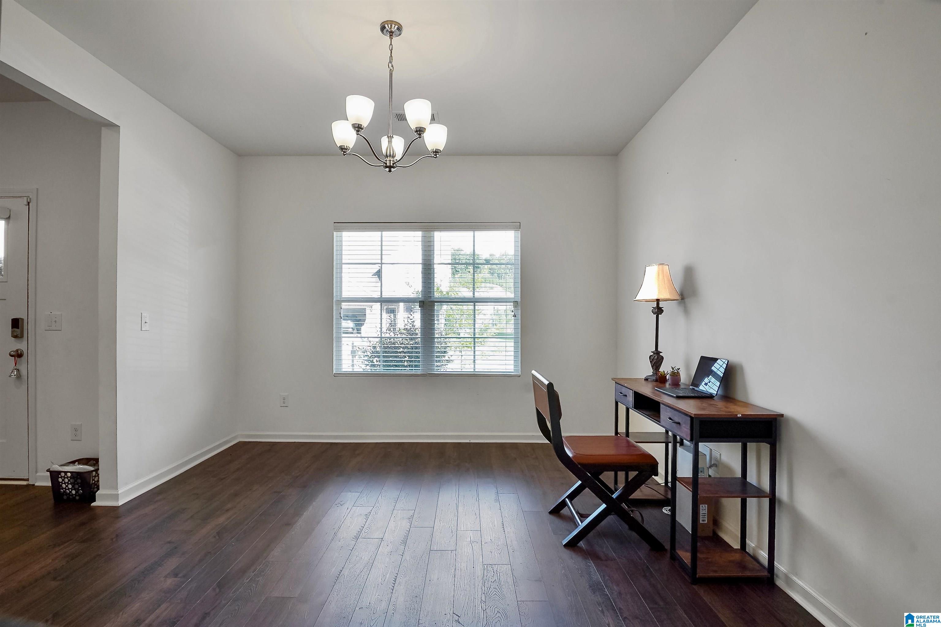 2nd image of 1105 Merion Dr, Calera, AL 35040 | MLS# 21458009