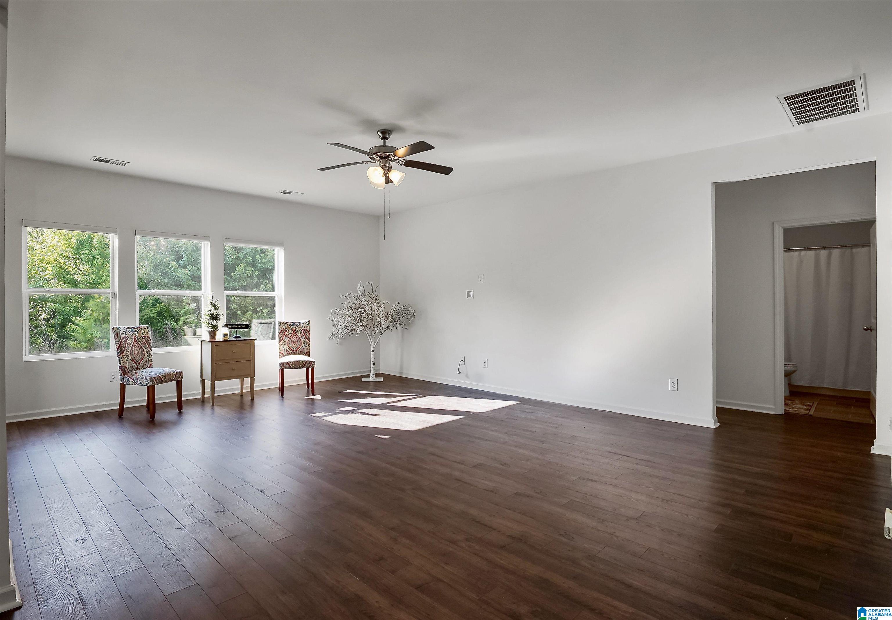 5th image of 1105 Merion Dr, Calera, AL 35040 | MLS# 21458009