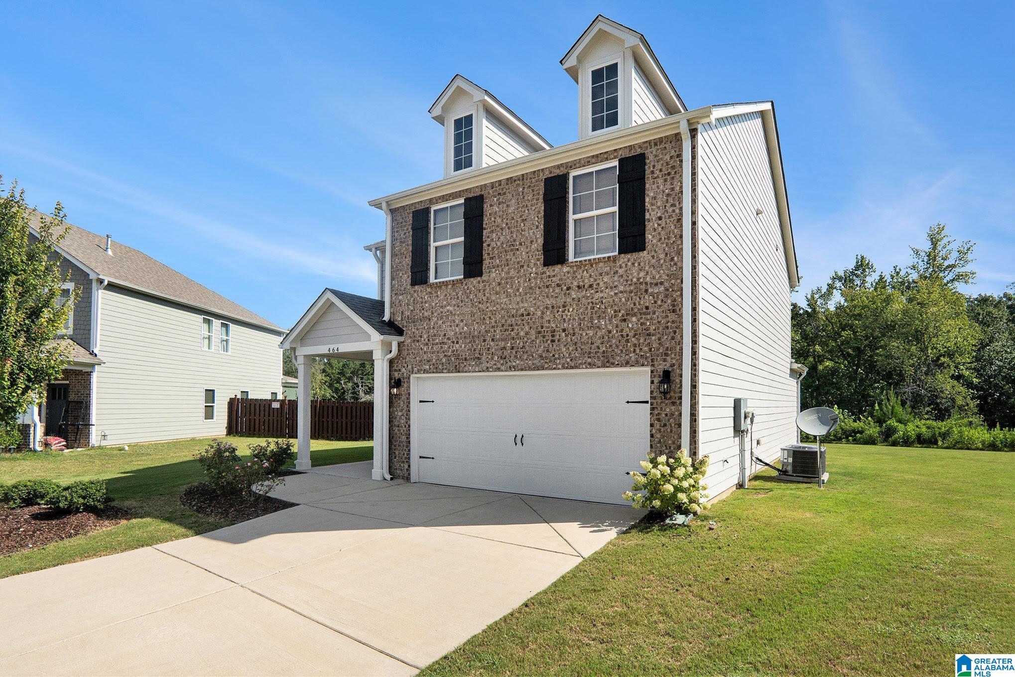 Photo 2 of Single family home for sale at 464 Crossbridge Rd, Chelsea, AL 35043 | MLS# 21458051 | Listing updated on 2026-08-19