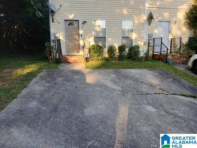 Photo 1 of Townhouse for sale at 1945 Live Oak Tr, Birmingham, AL 35235 | MLS# 21458059 | Listing updated on 2026-07-25