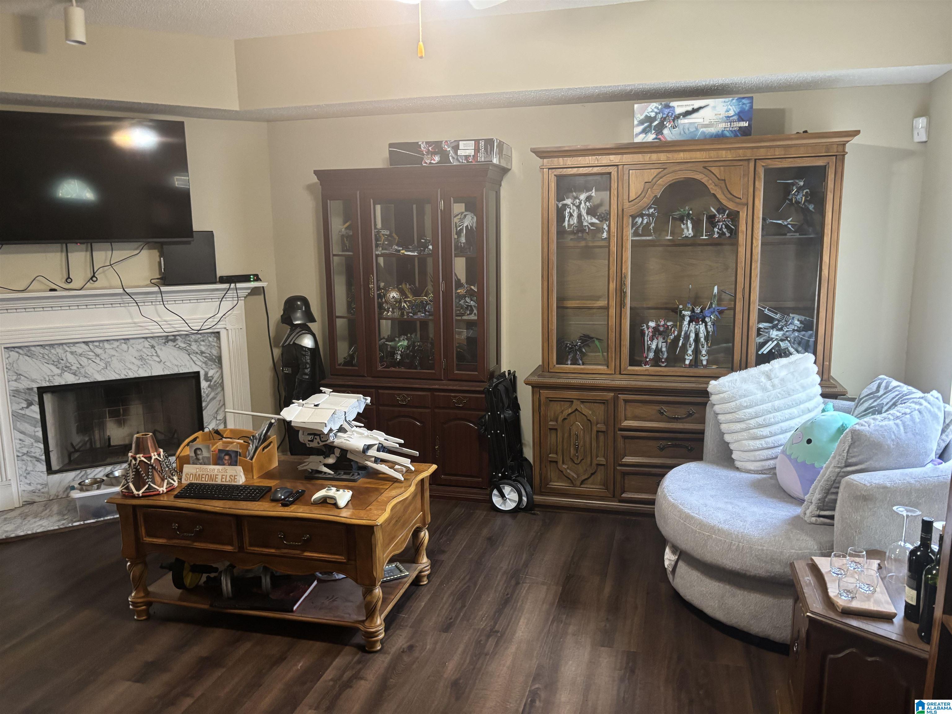 Photo 3 of Townhouse for sale at 1945 Live Oak Tr, Birmingham, AL 35235 | MLS# 21458059 | Listing updated on 2026-07-25