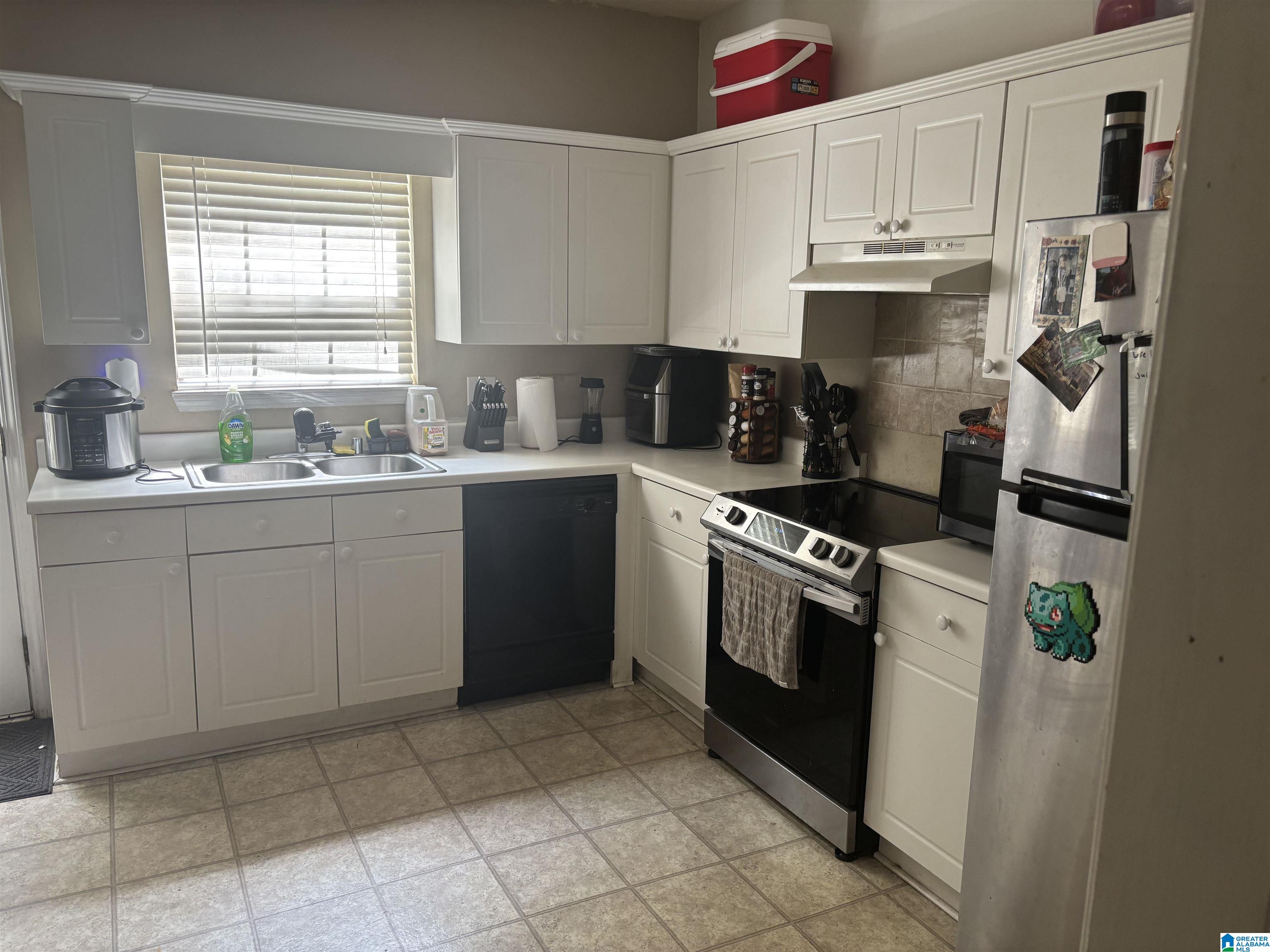 Photo 4 of Townhouse for sale at 1945 Live Oak Tr, Birmingham, AL 35235 | MLS# 21458059 | Listing updated on 2026-07-25
