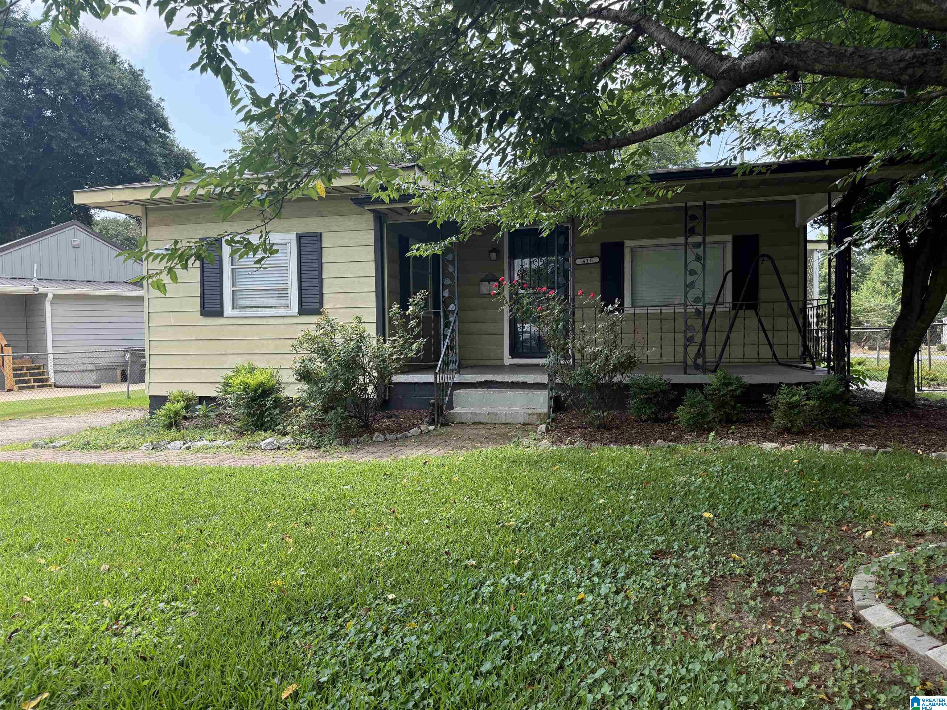 1st image of 415 Linden Street, Trussville, AL 35173 | MLS# 21458149