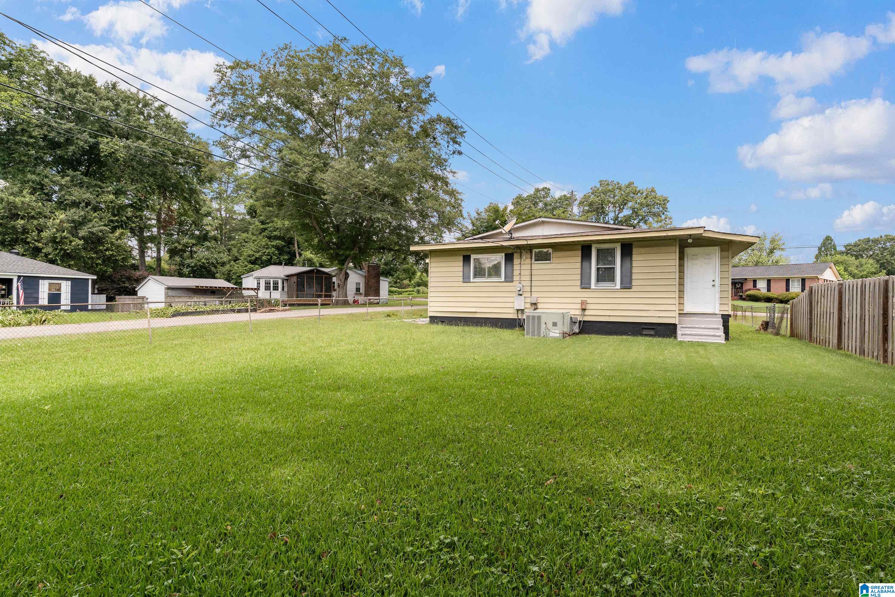 30th image of 415 Linden Street, Trussville, AL 35173 | MLS# 21458149