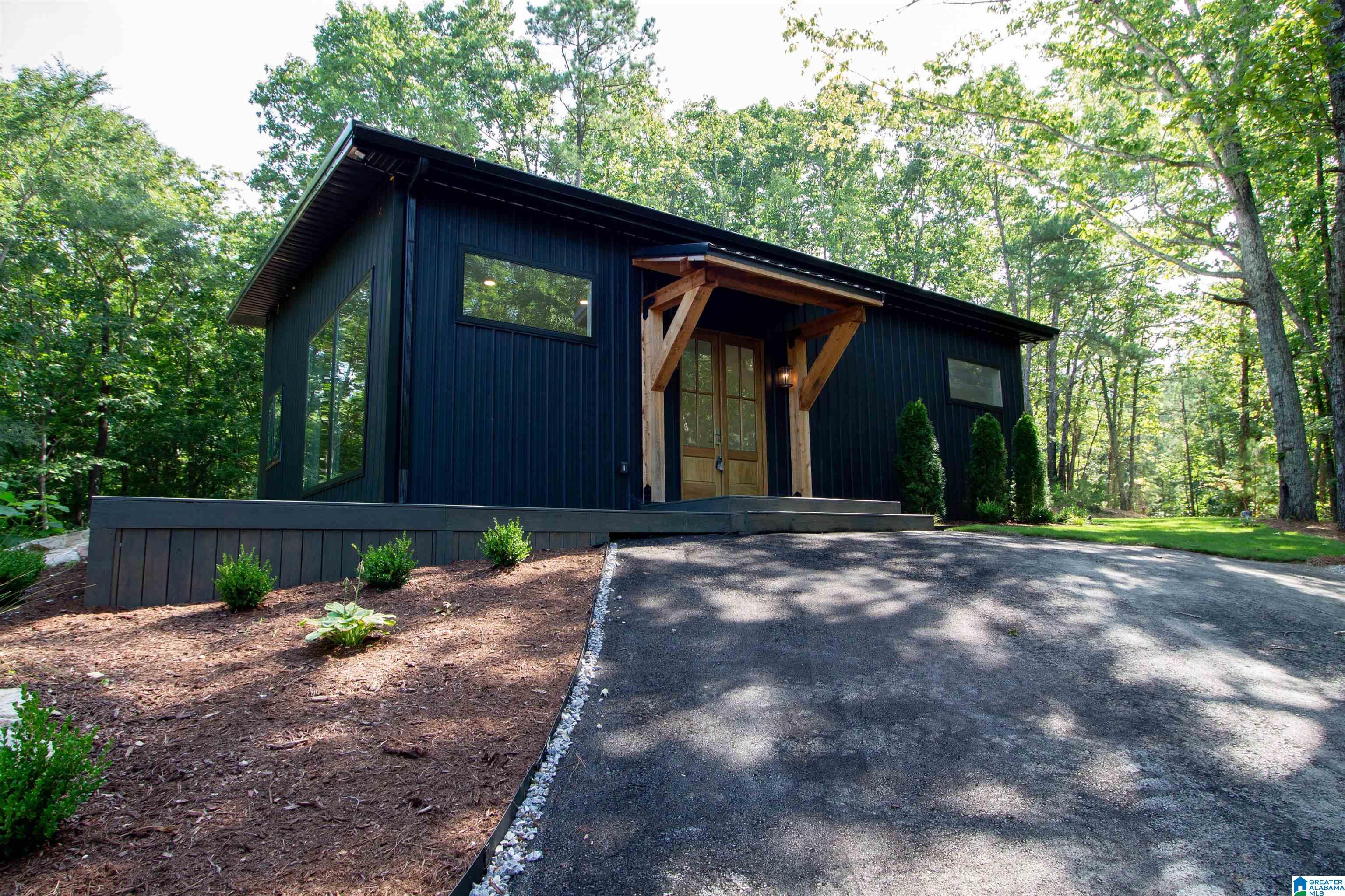 Photo 1 of Single family home for sale at 689 Beaver Crk Rd, Remlap, AL 35133 | MLS# 21458159 | Listing updated on 2026-09-16