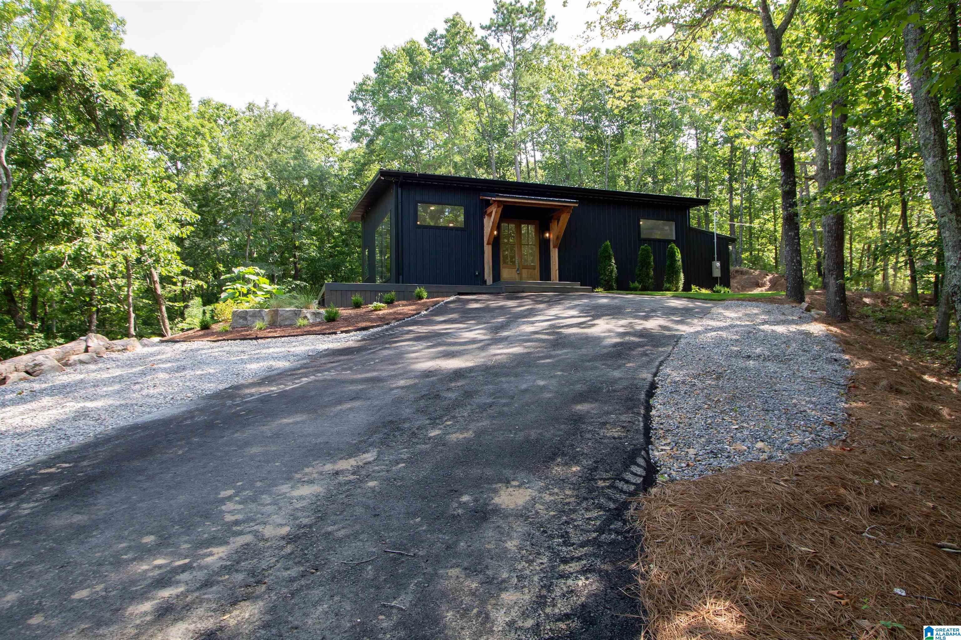 Photo 2 of Single family home for sale at 689 Beaver Crk Rd, Remlap, AL 35133 | MLS# 21458159 | Listing updated on 2026-09-16
