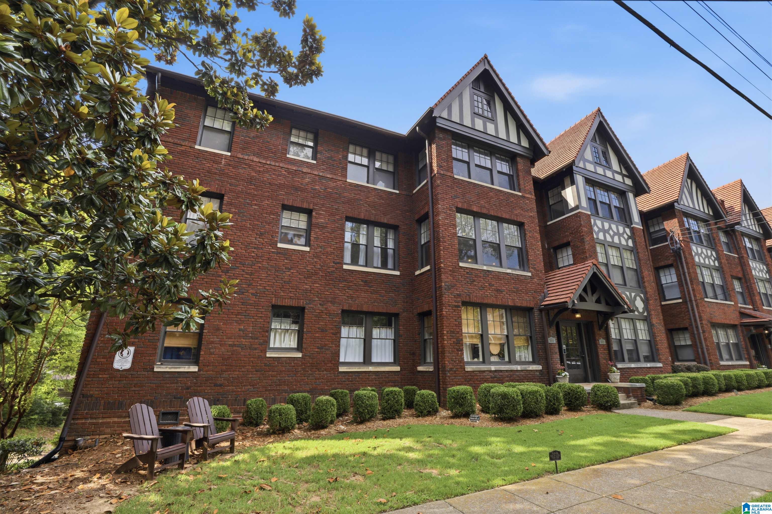 Photo 1 of Sale Pending at 3000 13th Avenue S #2, Birmingham, AL 35205 | MLS# 21458171 | Listing updated on 2026-07-11