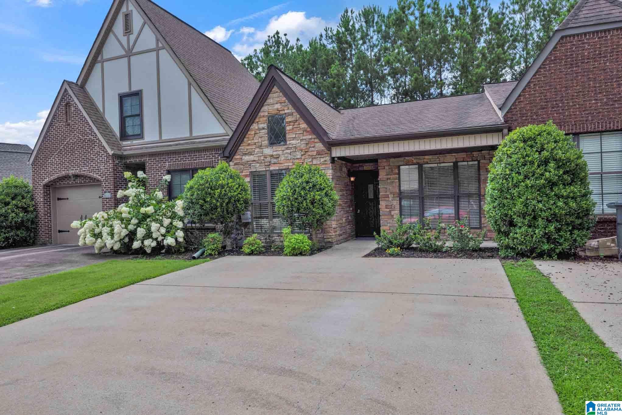 4th image of 1021 Ashwood Dr, Vestavia Hills, AL 35216 | MLS# 21458192