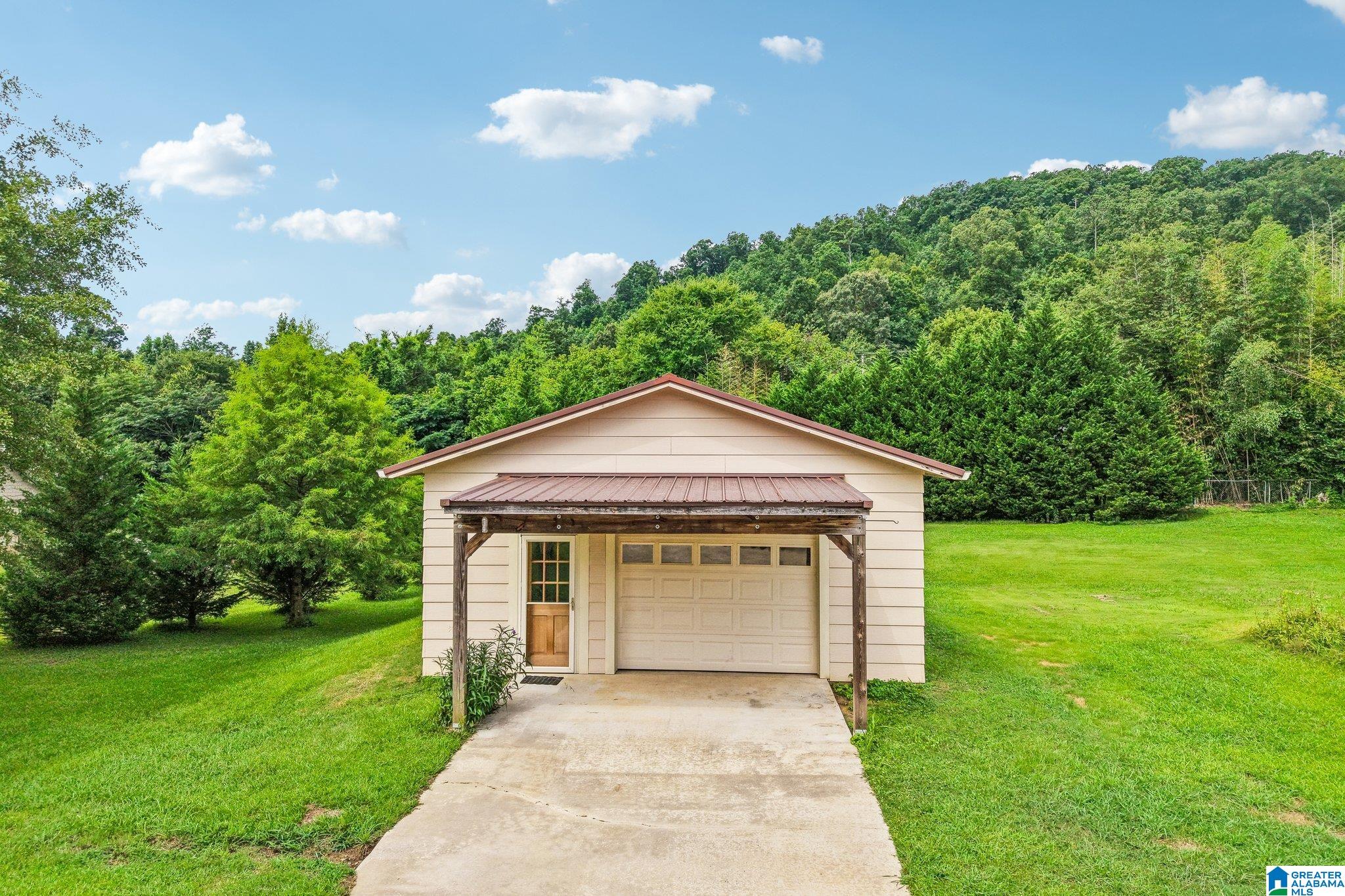 3rd image of 5489 Pine Road, Pinson, AL 35126 | MLS# 21458229