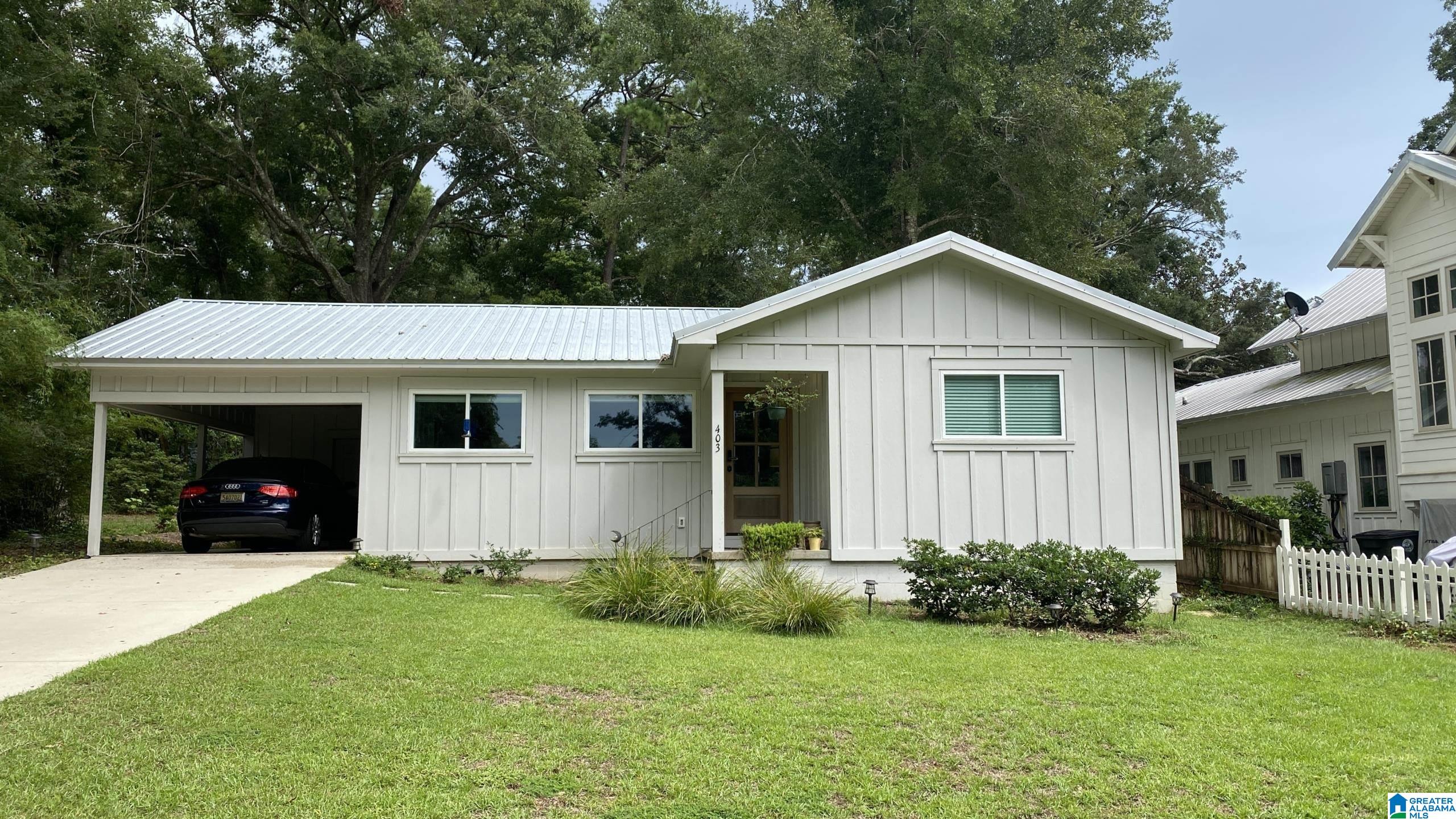 Photo 1 of Single family home for sale at 403 Pomelo St, Fairhope, AL 36532 | MLS# 21458291 | Listing updated on 2026-07-08