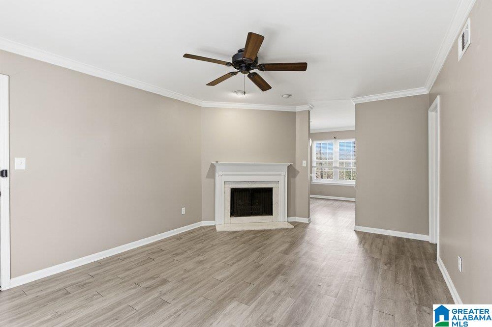 3rd image of 2108 Montreat Dr #D, Vestavia Hills, AL 35216 | MLS# 21458338