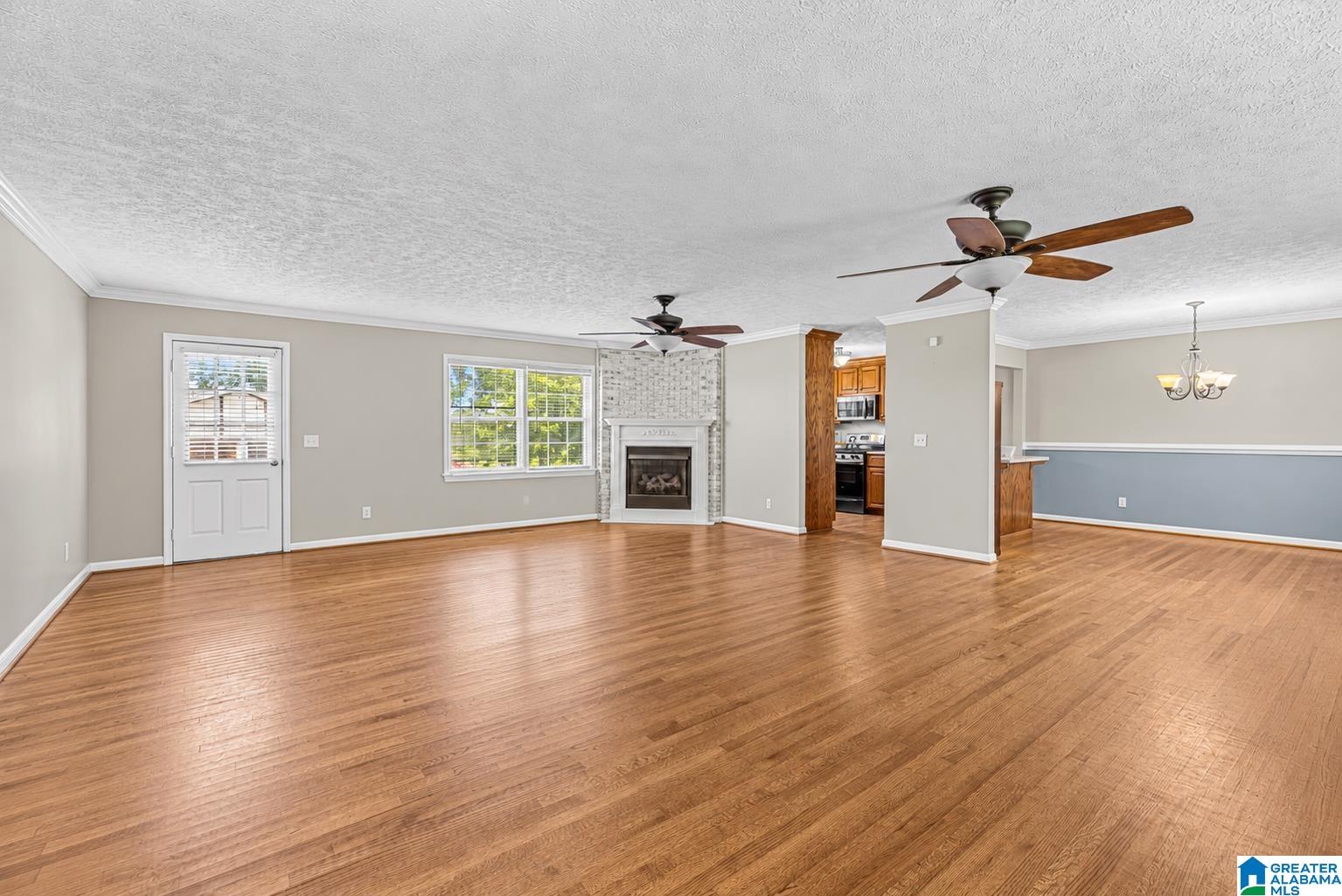 Photo 1 of Single family home for sale at 301 County Rd 44, Jemison, AL 35085 | MLS# 21458341 | Listing updated on 2026-09-23