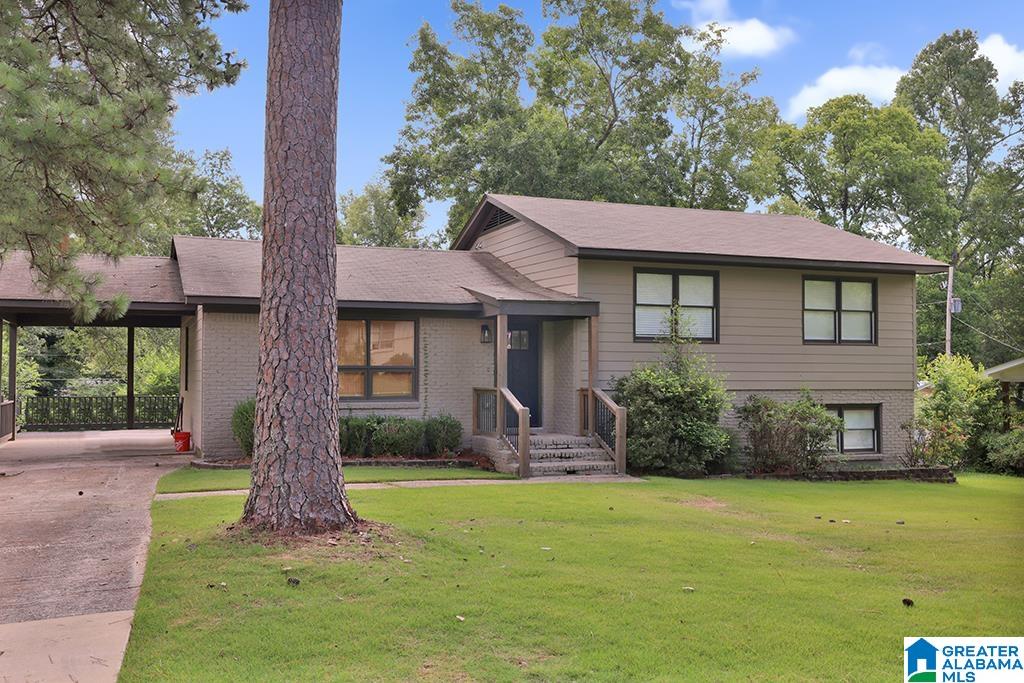 Photo 1 of Single family home for sale at 306 Bedford Ave, Hoover, AL 35226 | MLS# 21458368 | Listing updated on 2026-07-27