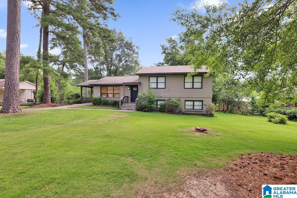 Photo 3 of Single family home for sale at 306 Bedford Ave, Hoover, AL 35226 | MLS# 21458368 | Listing updated on 2026-07-27