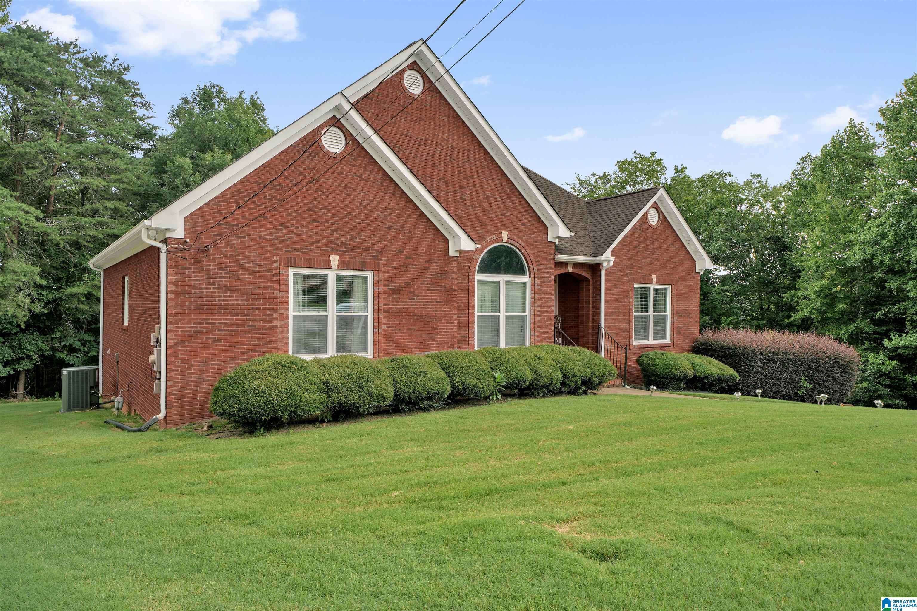 3rd image of 6464 White Oak Lane, Bessemer, AL 35023 | MLS# 21458377