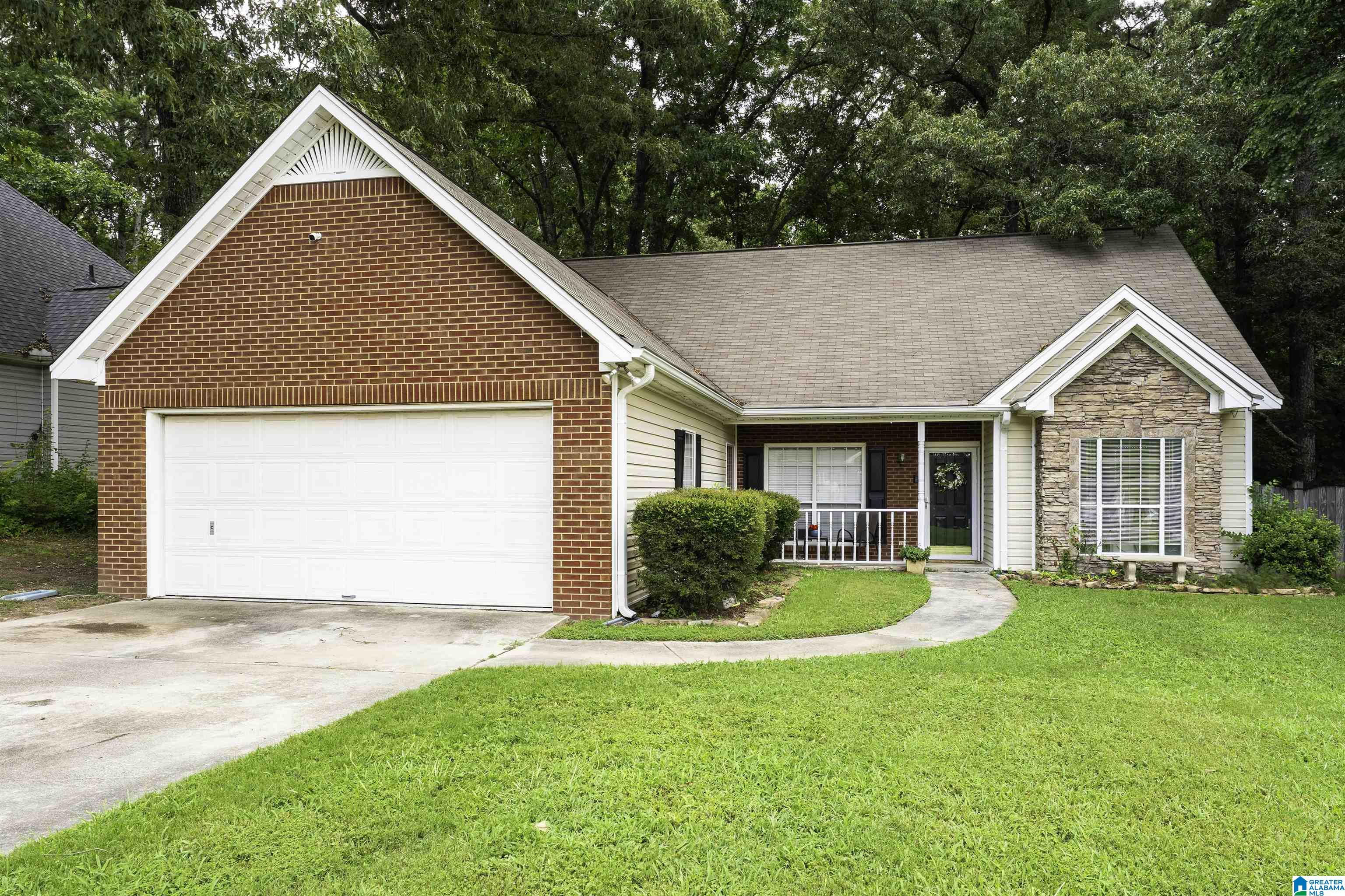1st image of 132 Greenfield Lane, Alabaster, AL 35007 | MLS# 21458378