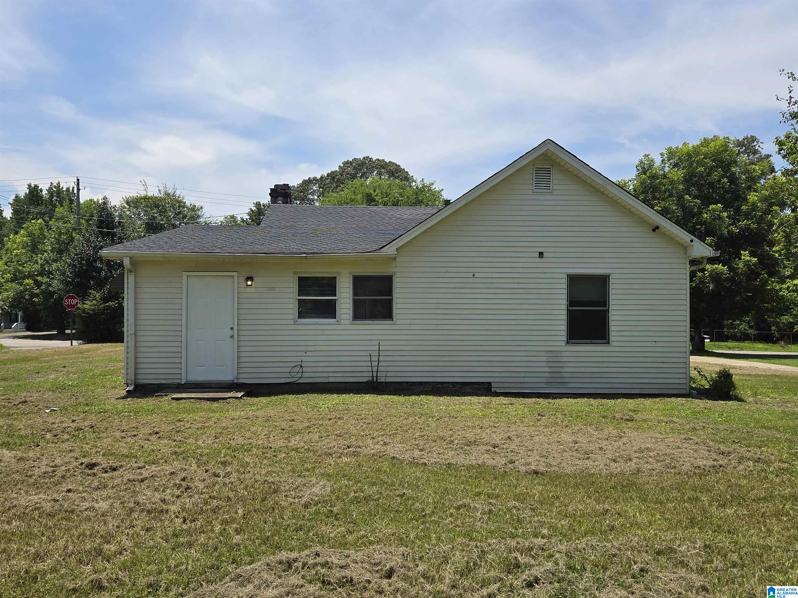 Photo 3 of Single family home for sale at 1757 Cherry Ave, Birmingham, AL 35214 | MLS# 21458379 | Listing updated on 2026-09-01