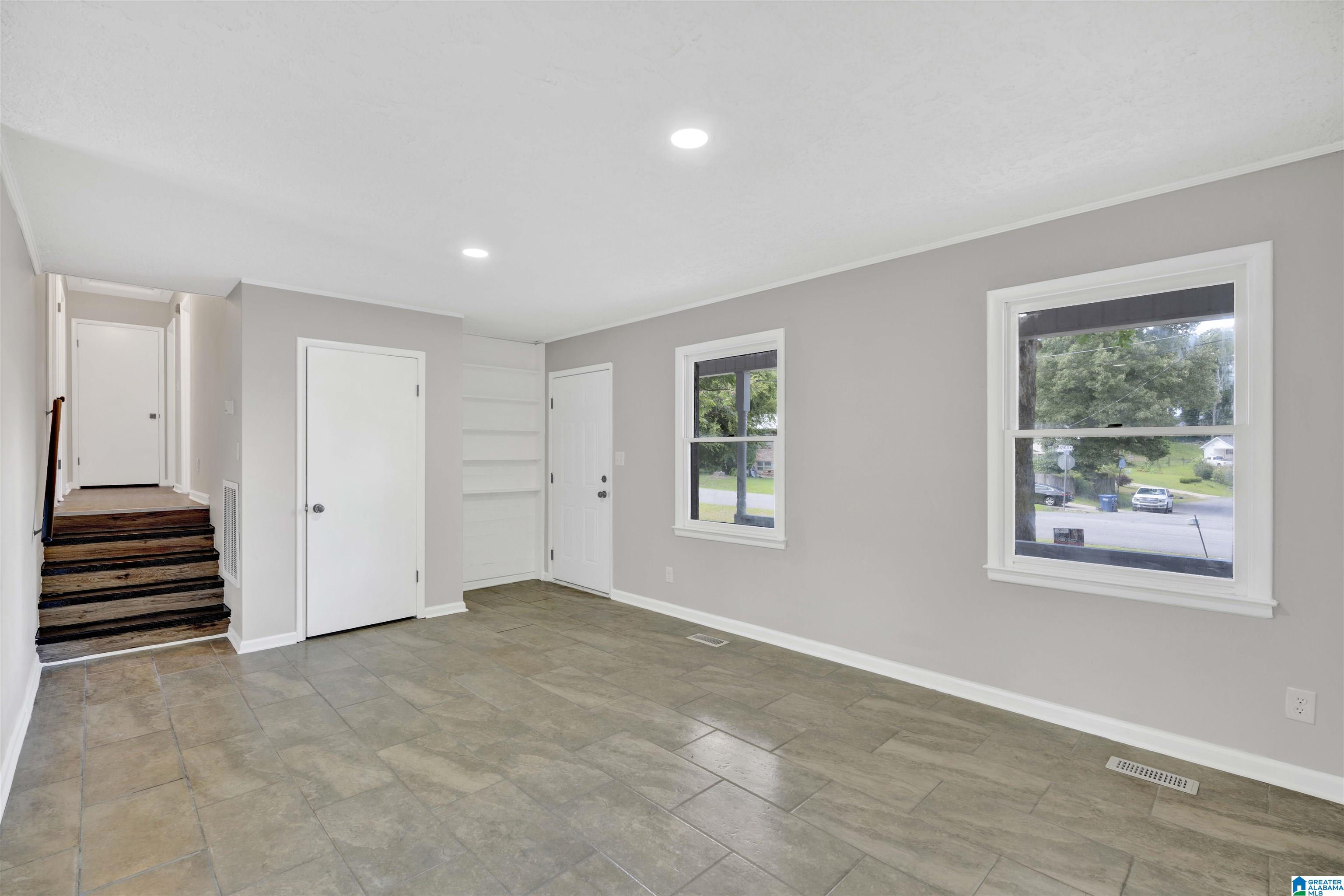 Photo 3 of Single family home for sale at 600 W 62nd Street, Anniston, AL 36206 | MLS# 21458449 | Listing updated on 2026-09-02