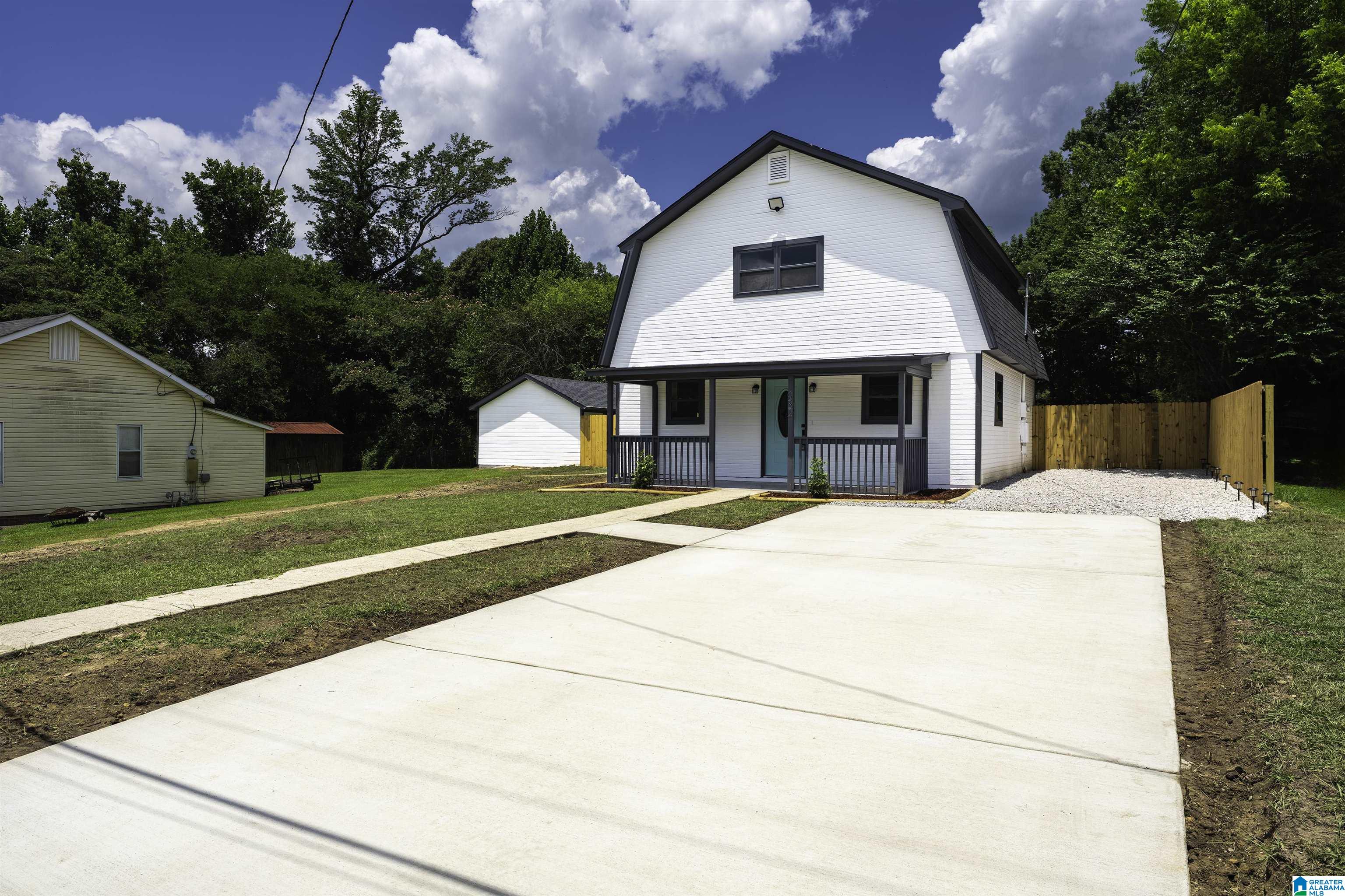 5th image of 932 9Th Street N, Pleasant Grove, AL 35127 | MLS# 21458486
