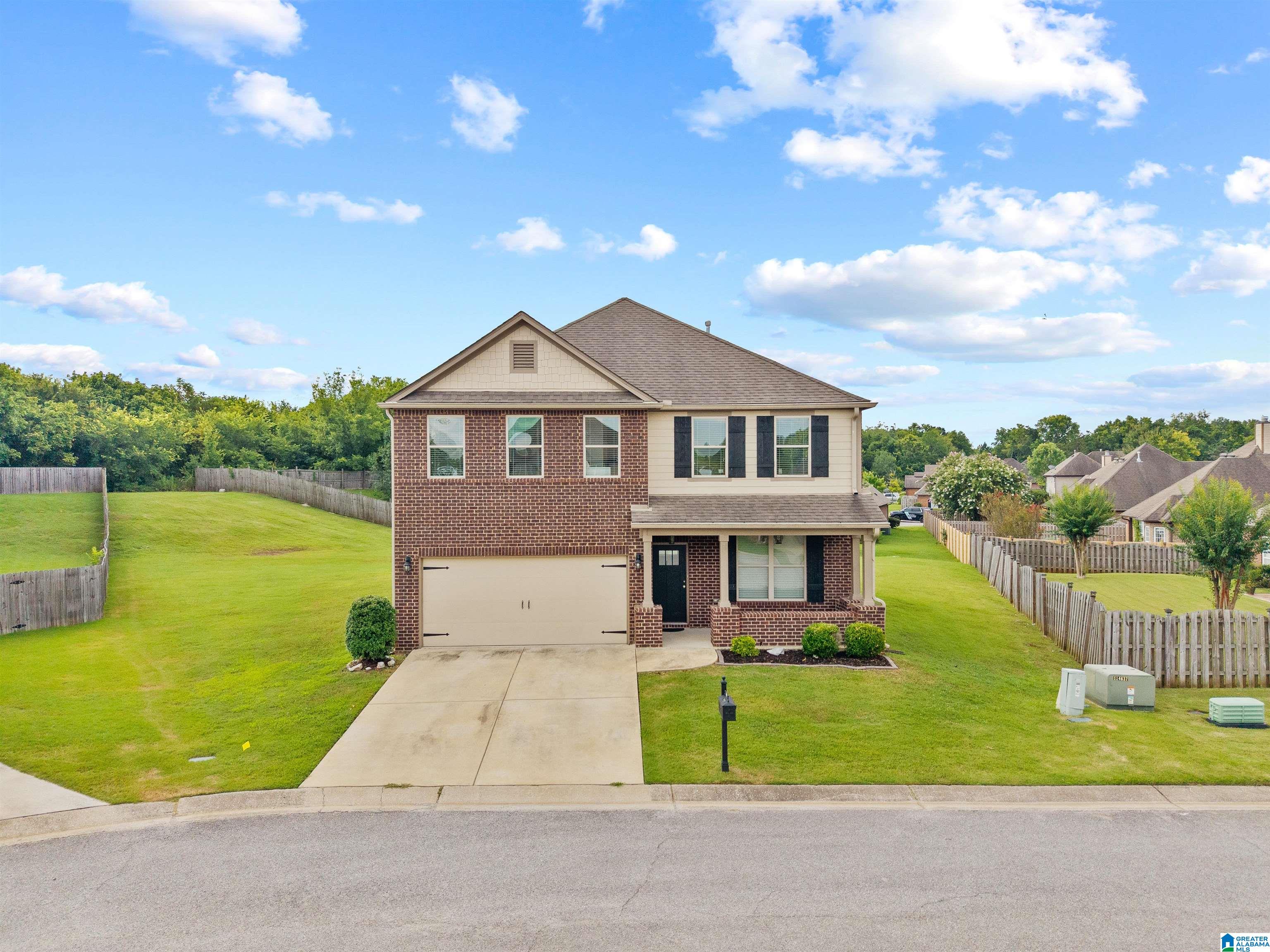 3rd image of 305 Creekside Circle, Pelham, AL 35124 | MLS# 21458489