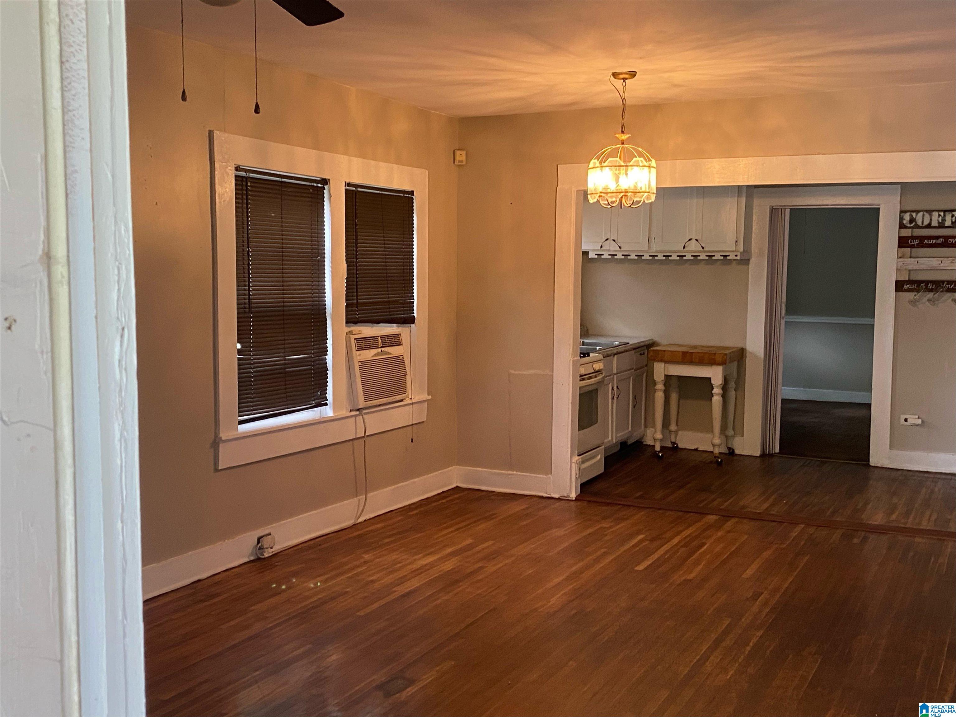 Photo 2 of Single family home for sale at 218 8th Avenue S, Birmingham, AL 35205 | MLS# 21458497 | Listing updated on 2026-08-22