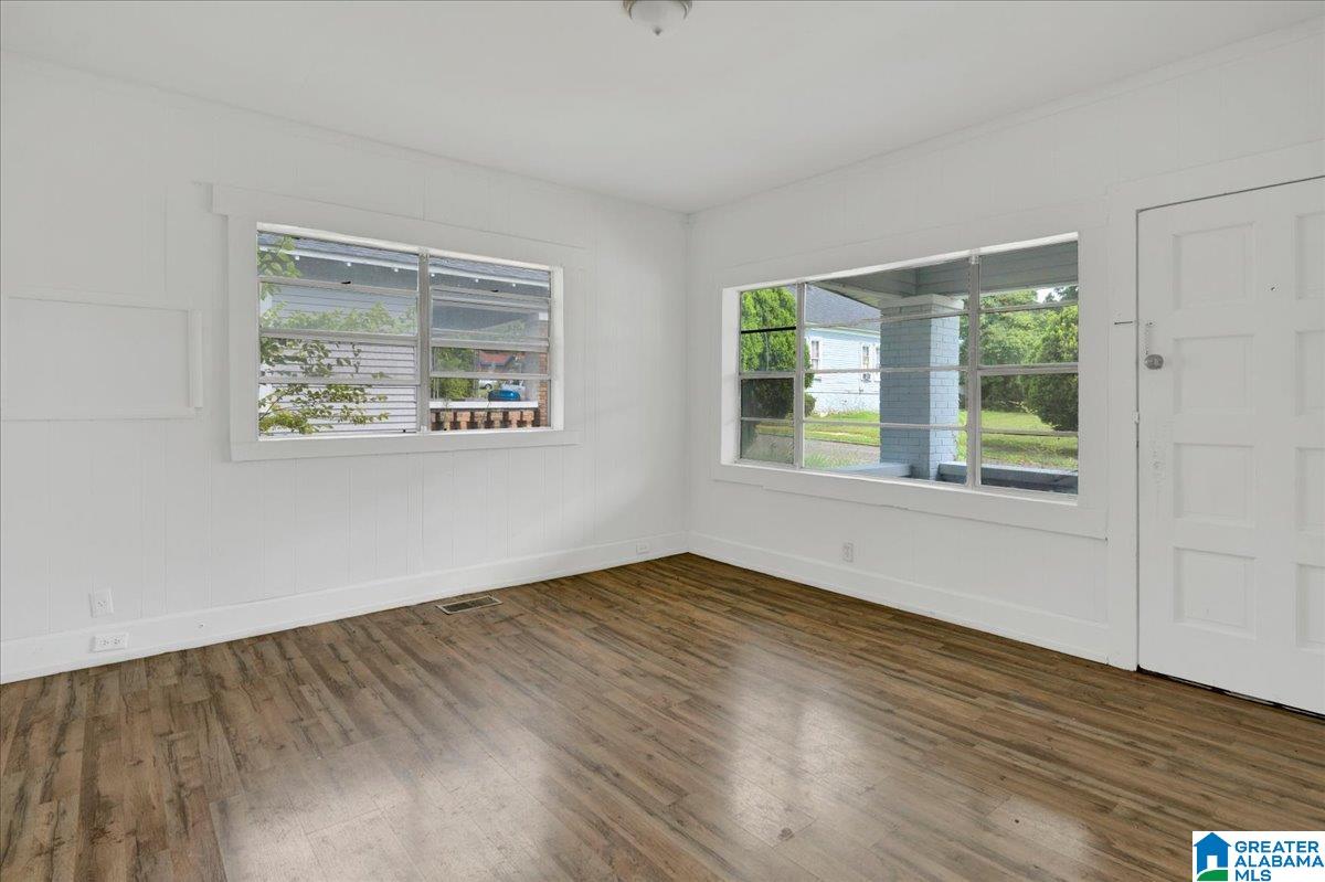Photo 2 of Single family home for sale at 420 5th Way, Birmingham, AL 35214 | MLS# 21458498 | Listing updated on 2026-08-22