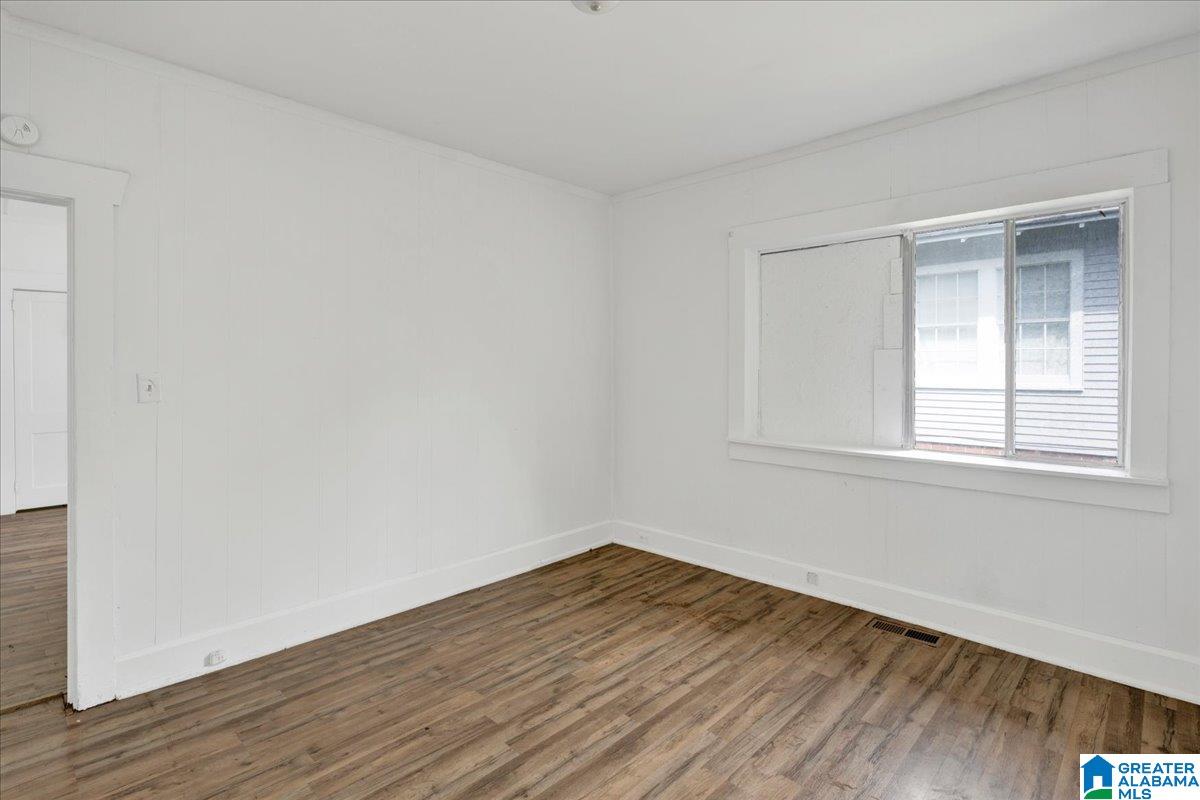 Photo 4 of Single family home for sale at 420 5th Way, Birmingham, AL 35214 | MLS# 21458498 | Listing updated on 2026-08-22