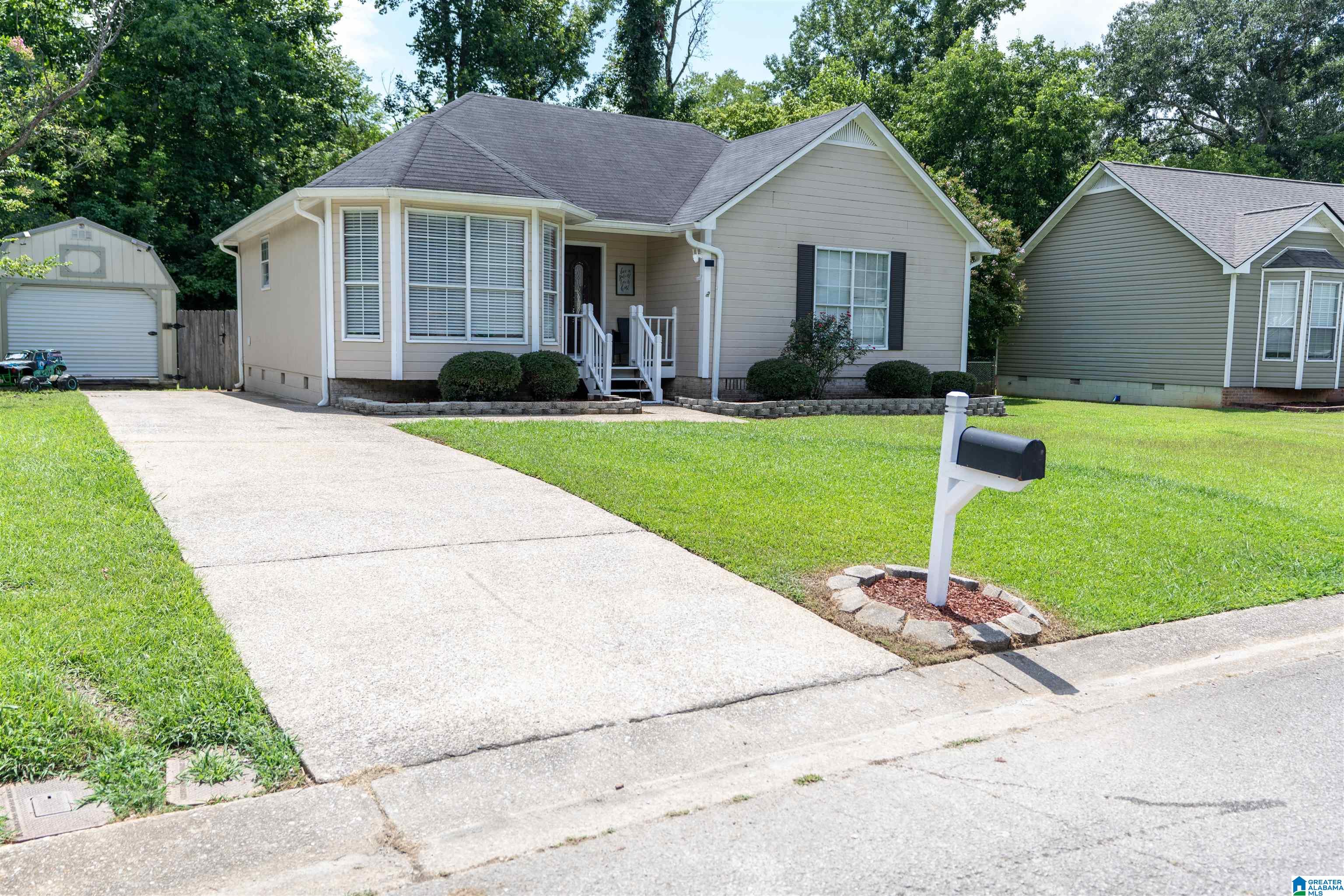 3rd image of 6720 Brittany Pl, Pinson, AL 35126 | MLS# 21458516