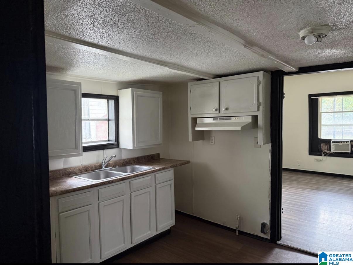 Photo 4 of Single family home for sale at 933 Ct T, Birmingham, AL 35214 | MLS# 21458526 | Listing updated on 2026-08-22