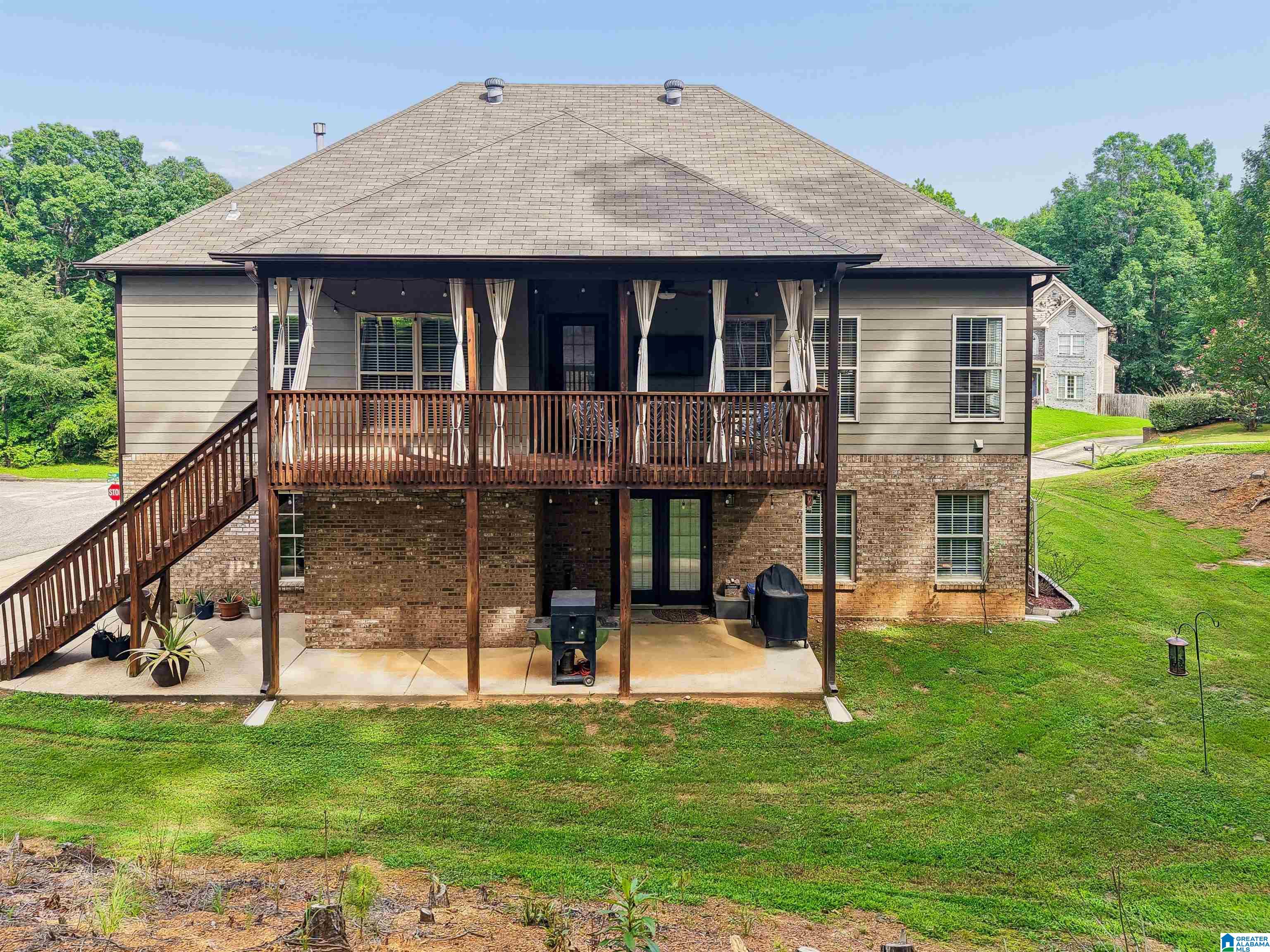 3rd image of 216 Falliston Ridge Circle, Helena, AL 35080 | MLS# 21458529