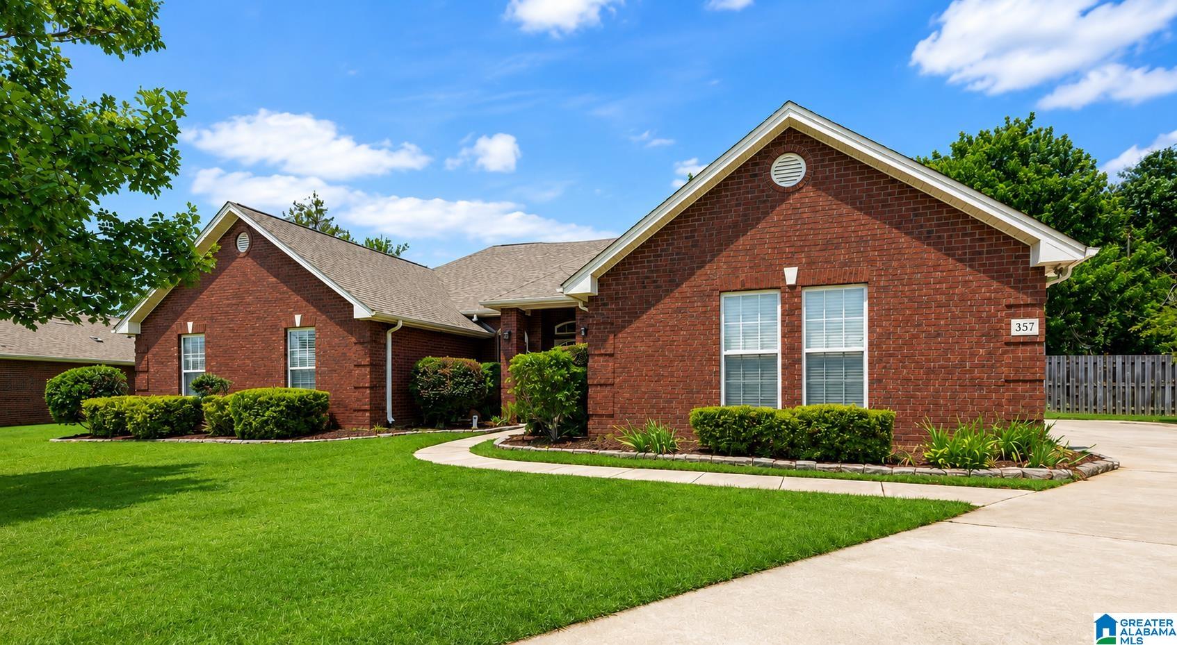 1st image of 357 Tanglewood Circle, Alabaster, AL 35007 | MLS# 21458599