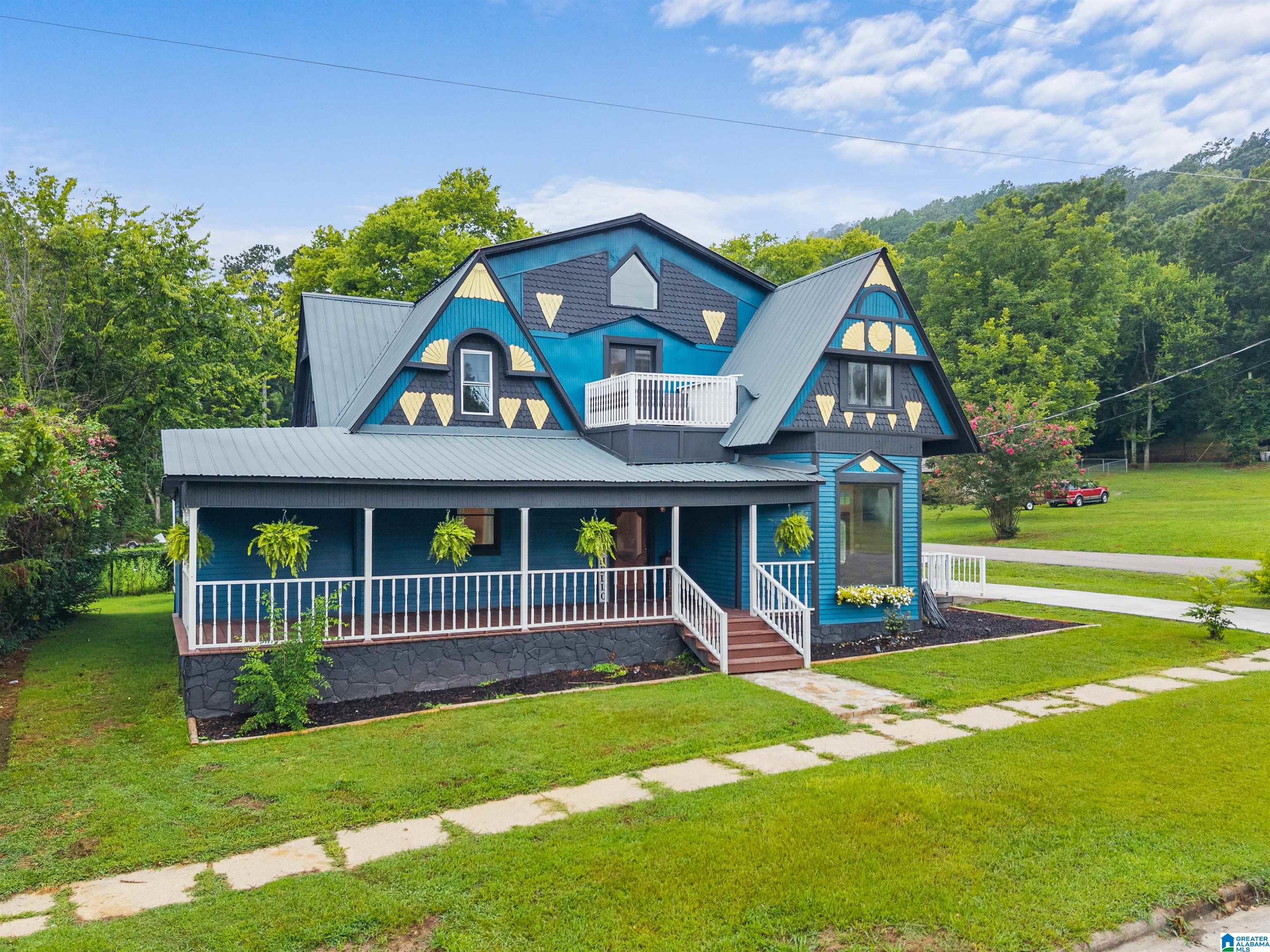 3rd image of 417 2Nd Street N, Oneonta, AL 35121 | MLS# 21458611