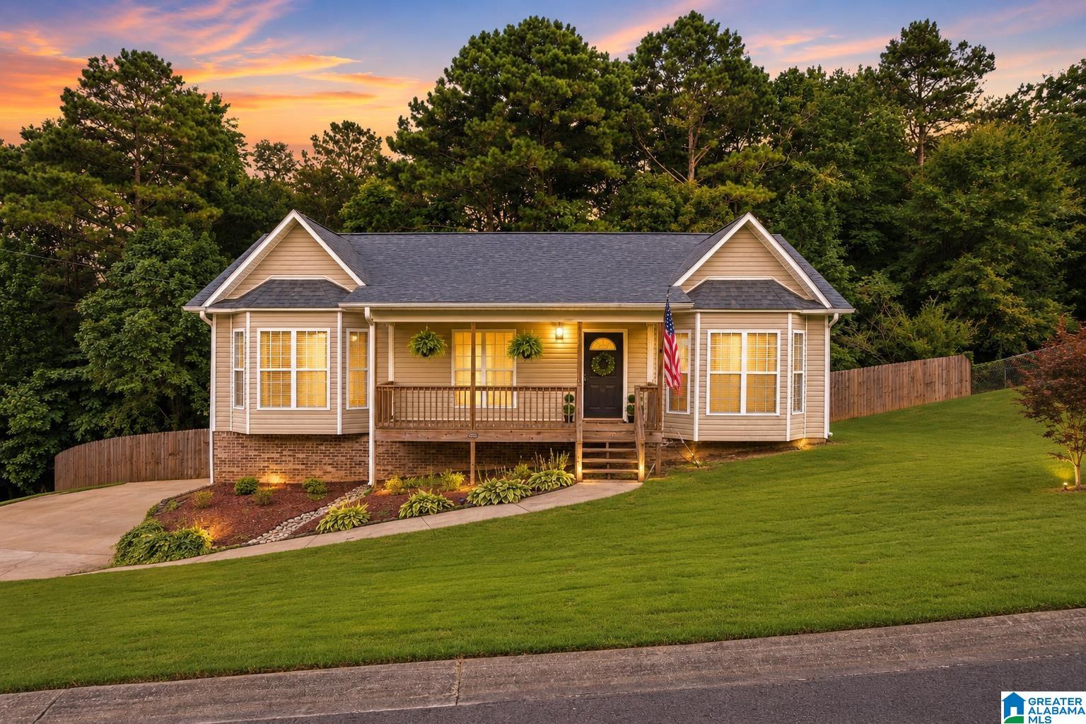 3rd image of 45 Olivia Dr, Trussville, AL 35173 | MLS# 21458612